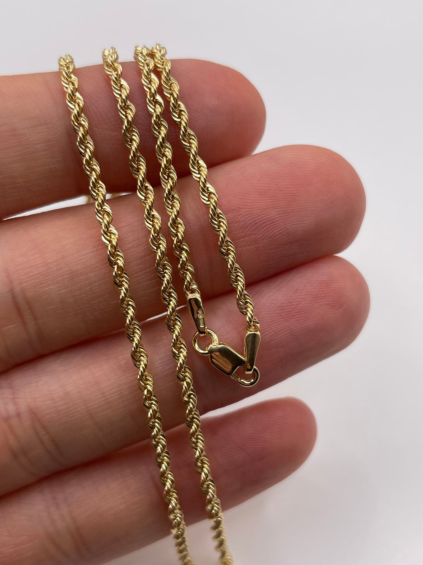 9ct gold chain 256