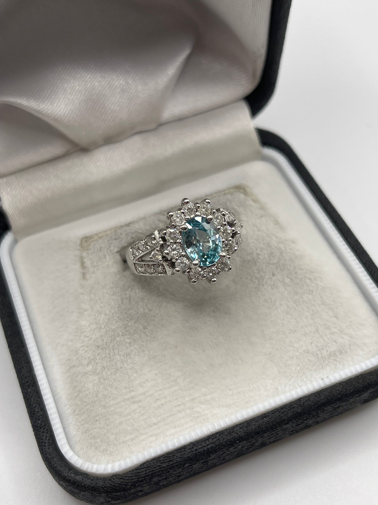 14ct white gold blue zircon and diamond ring