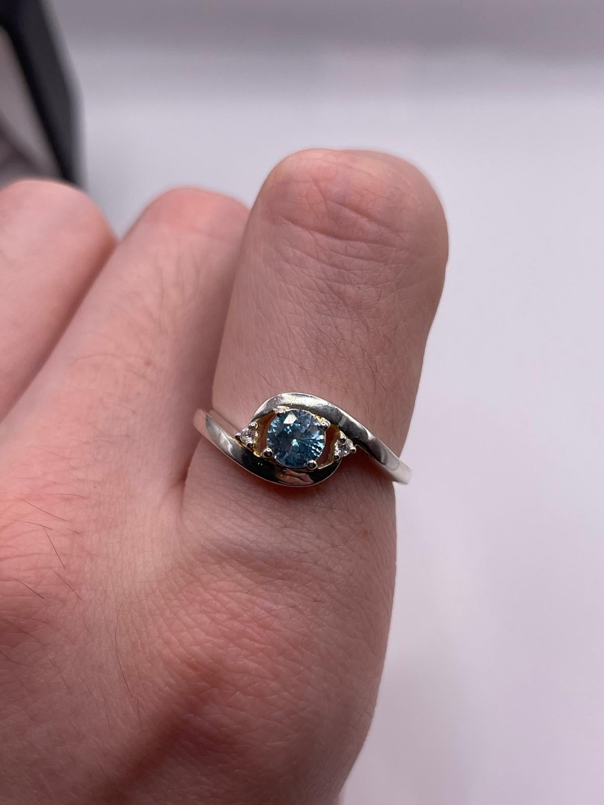 Silver topaz ring