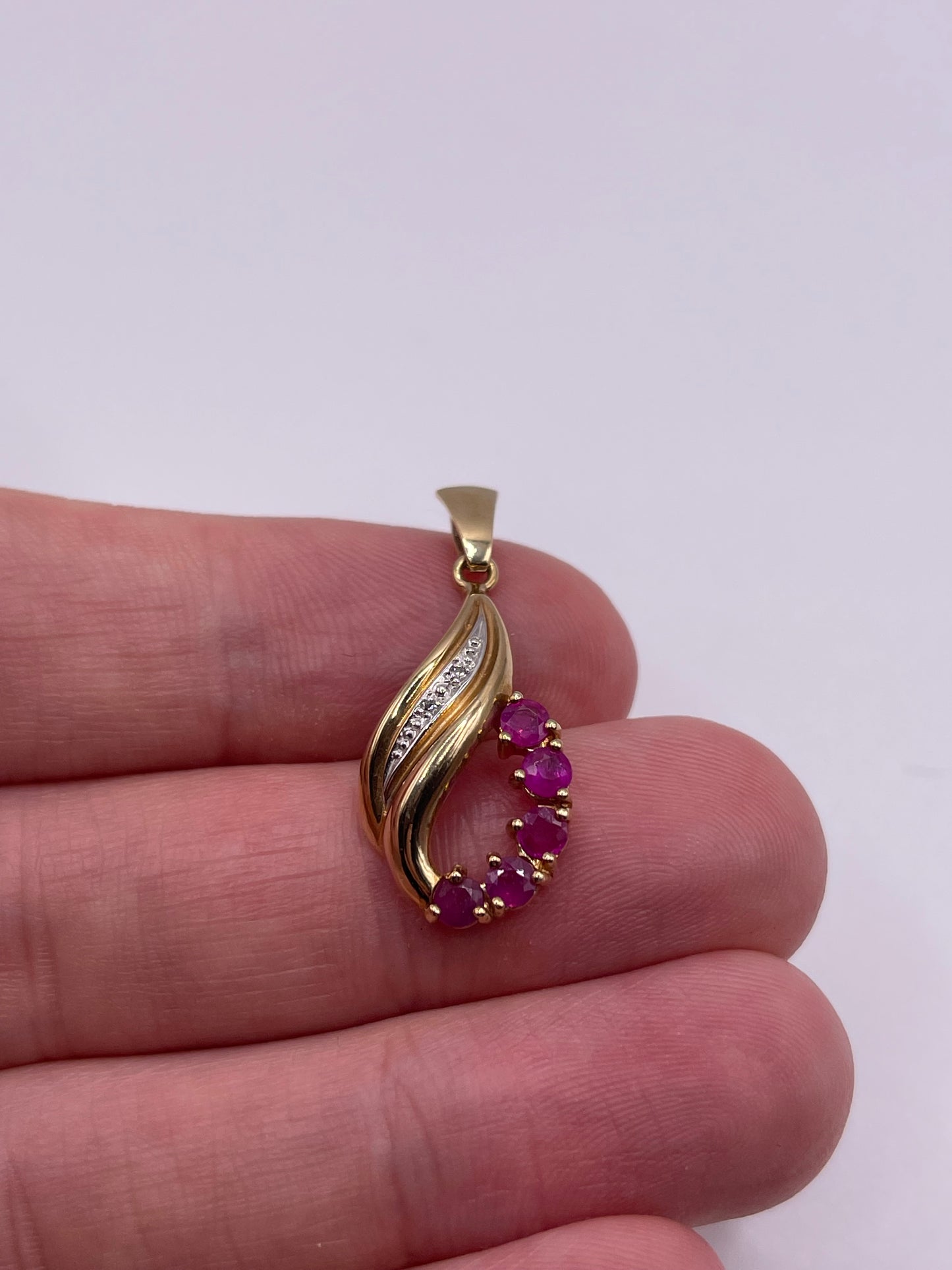 9ct gold ruby and diamond pendant