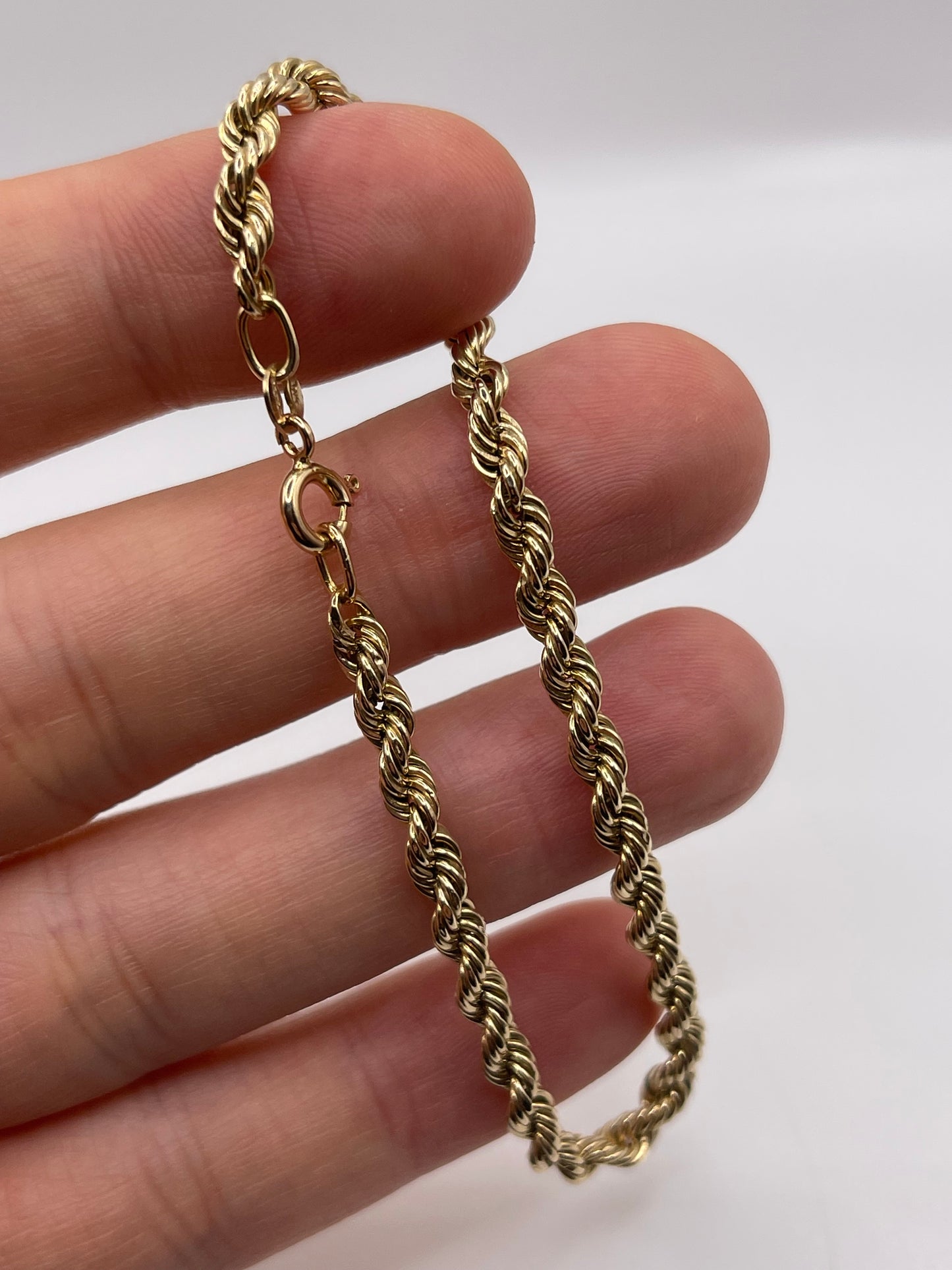9ct gold bracelet