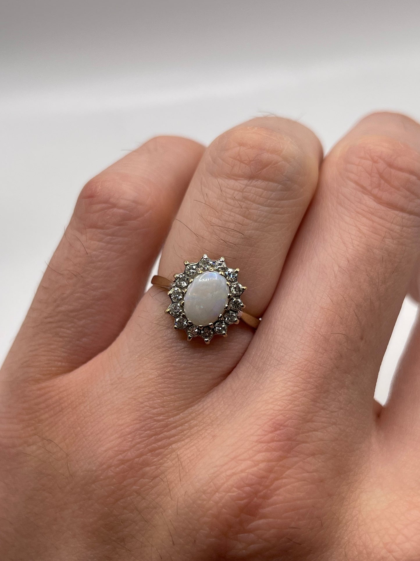 9ct gold opal and cz ring