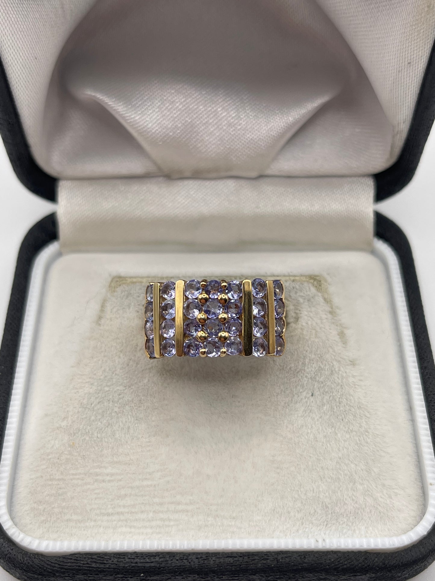 9ct gold tanzanite cluster ring