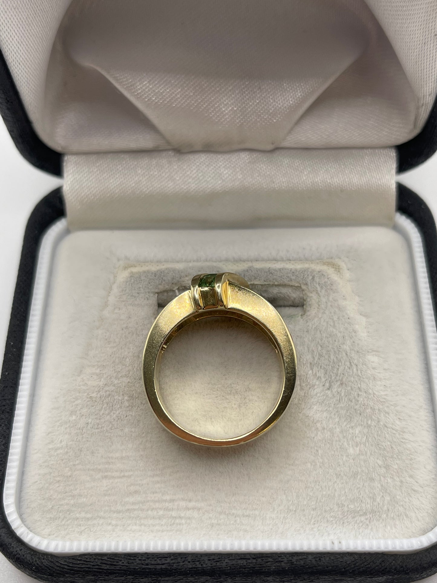 9ct gold ruby, sapphire and garnet ring