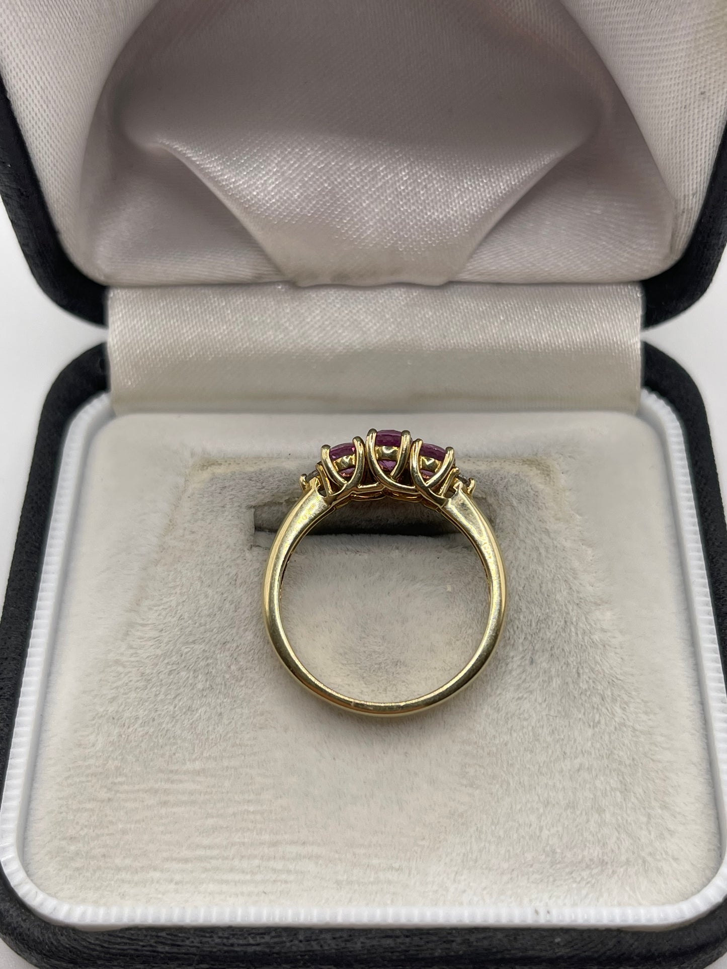 9ct gold pink sapphire and diamond ring