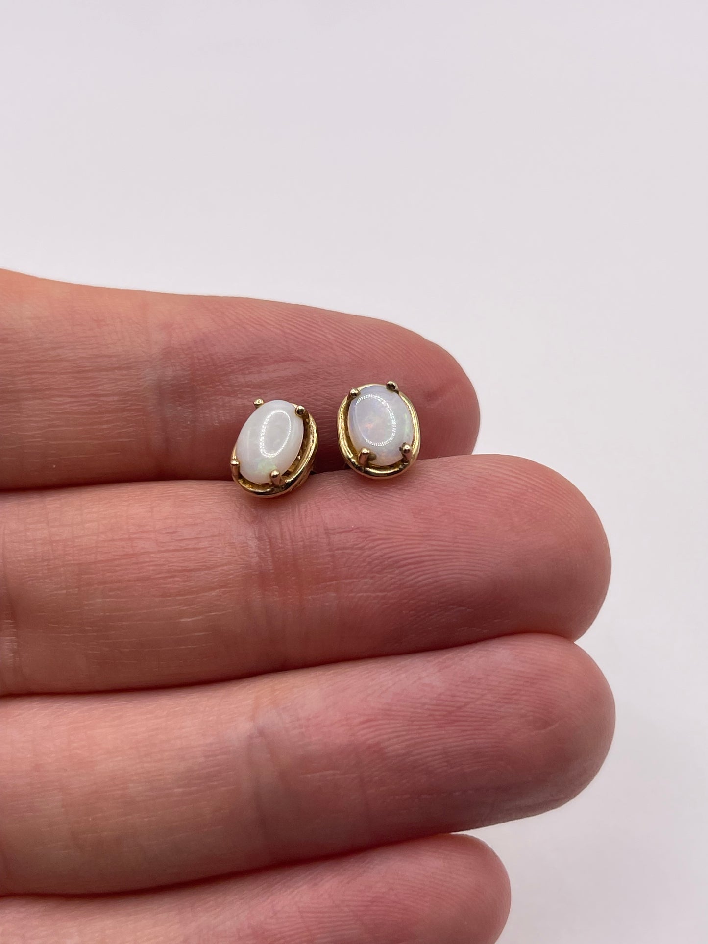 9ct gold opal earrings