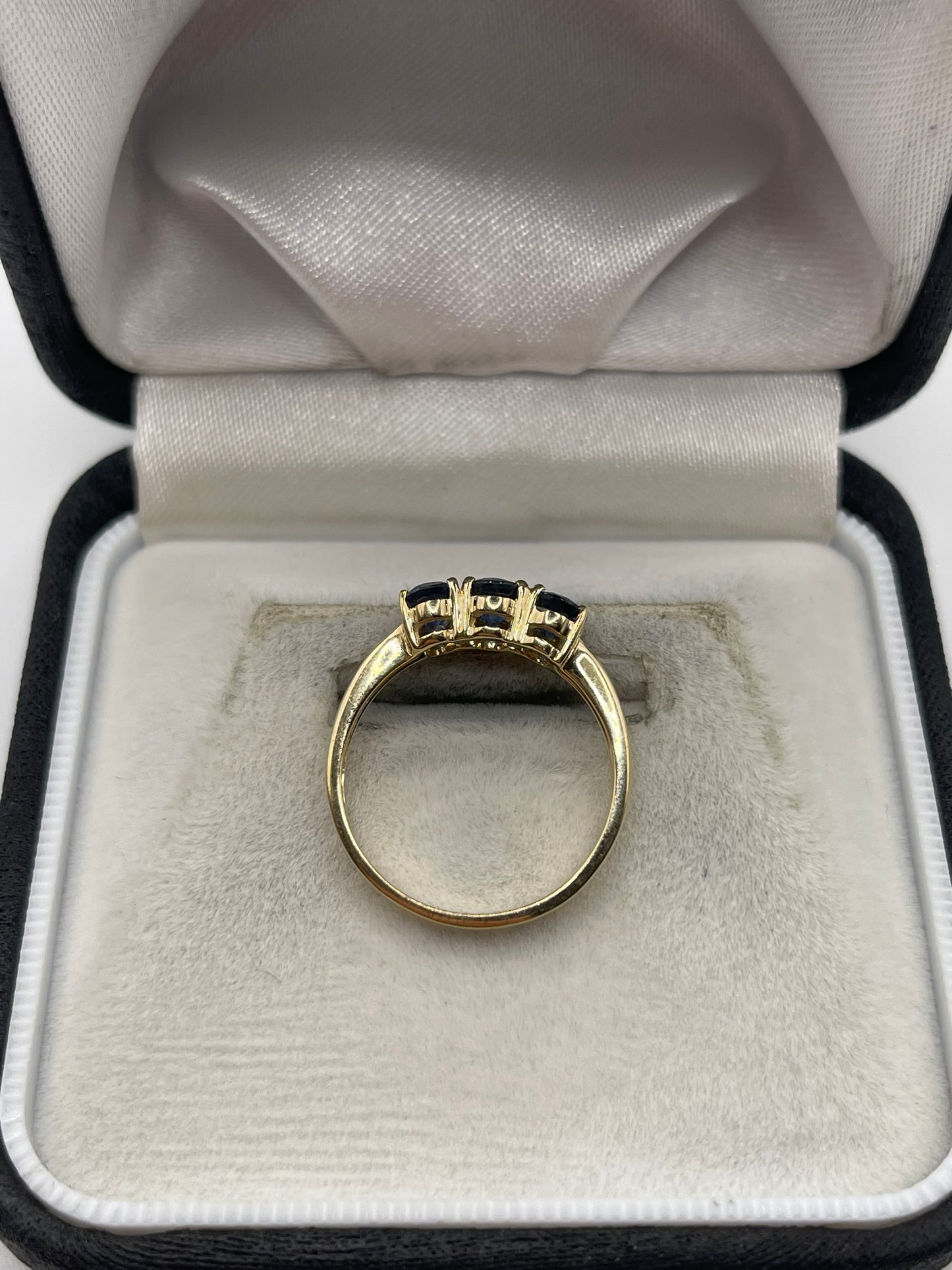 9ct gold kyanite ring