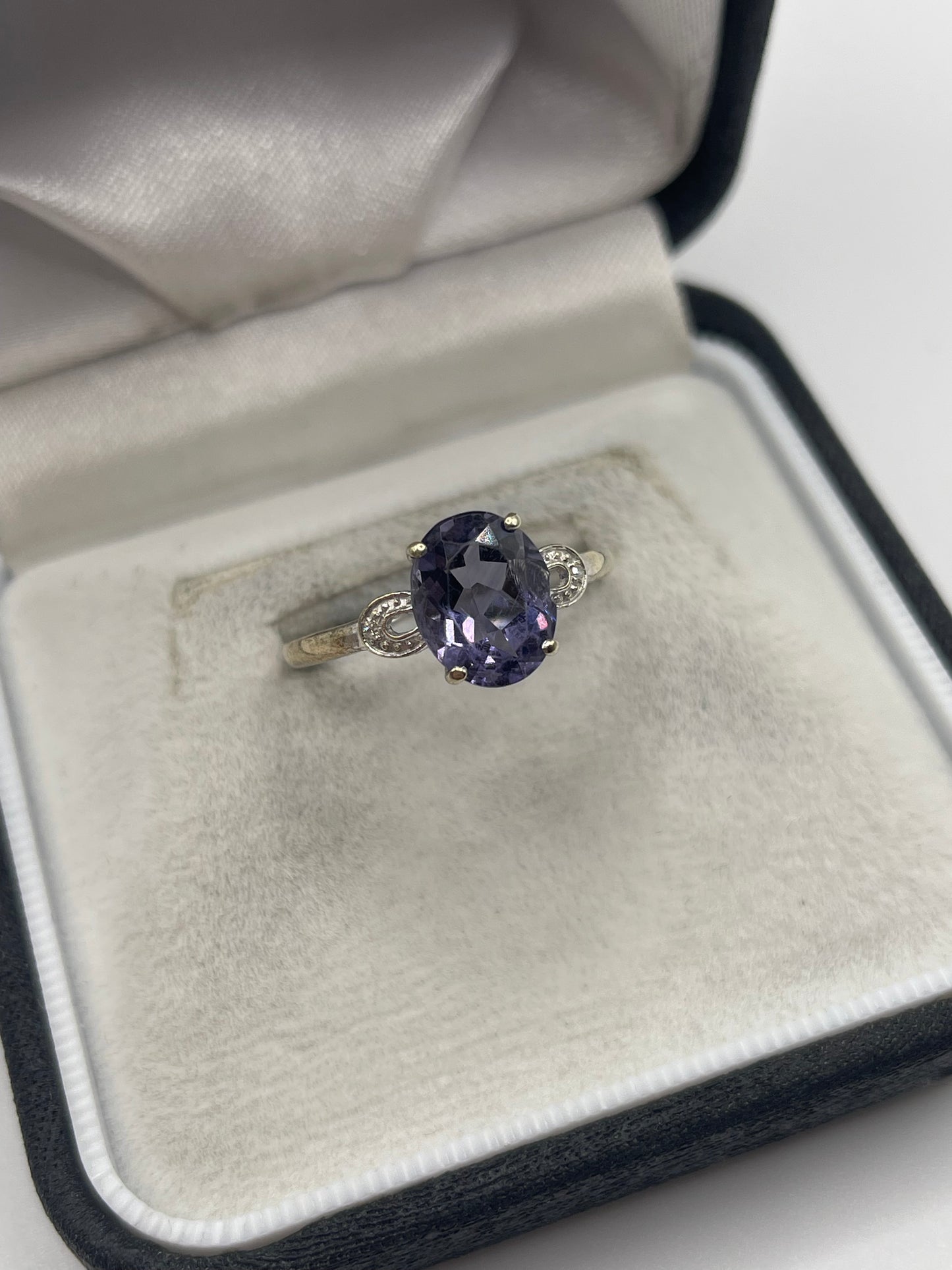 9ct white gold blueberry quartz and diamond ring