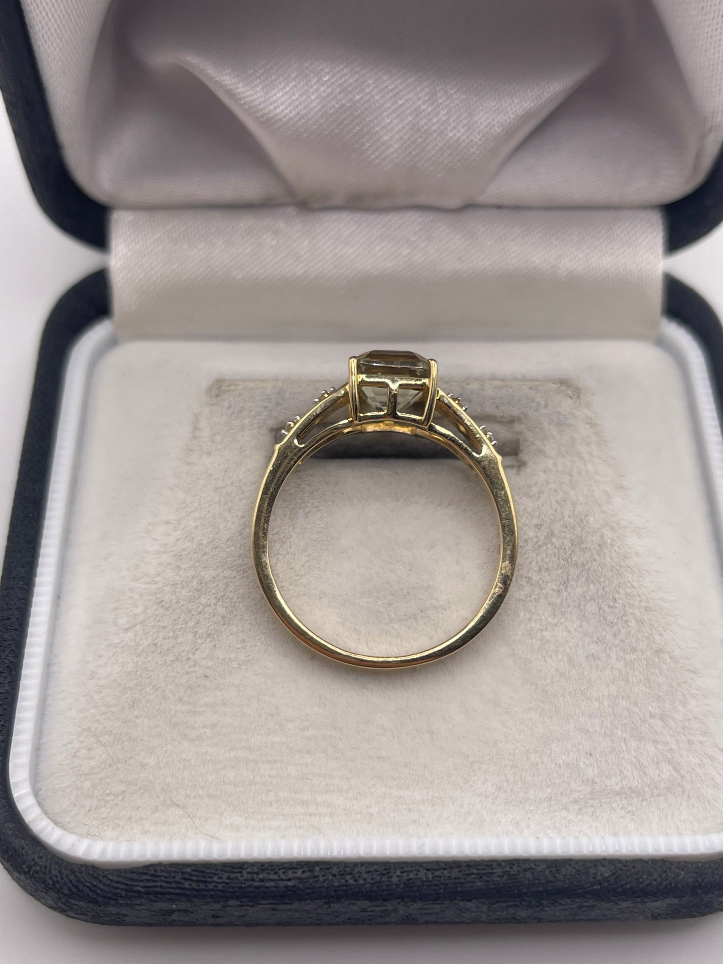 9ct gold quartz and zircon ring
