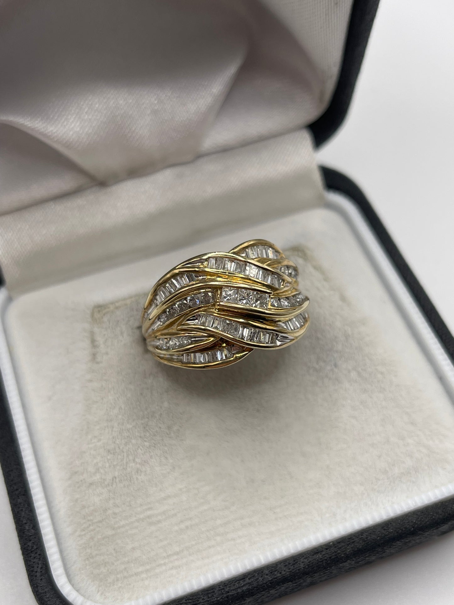 9ct gold diamond cluster ring