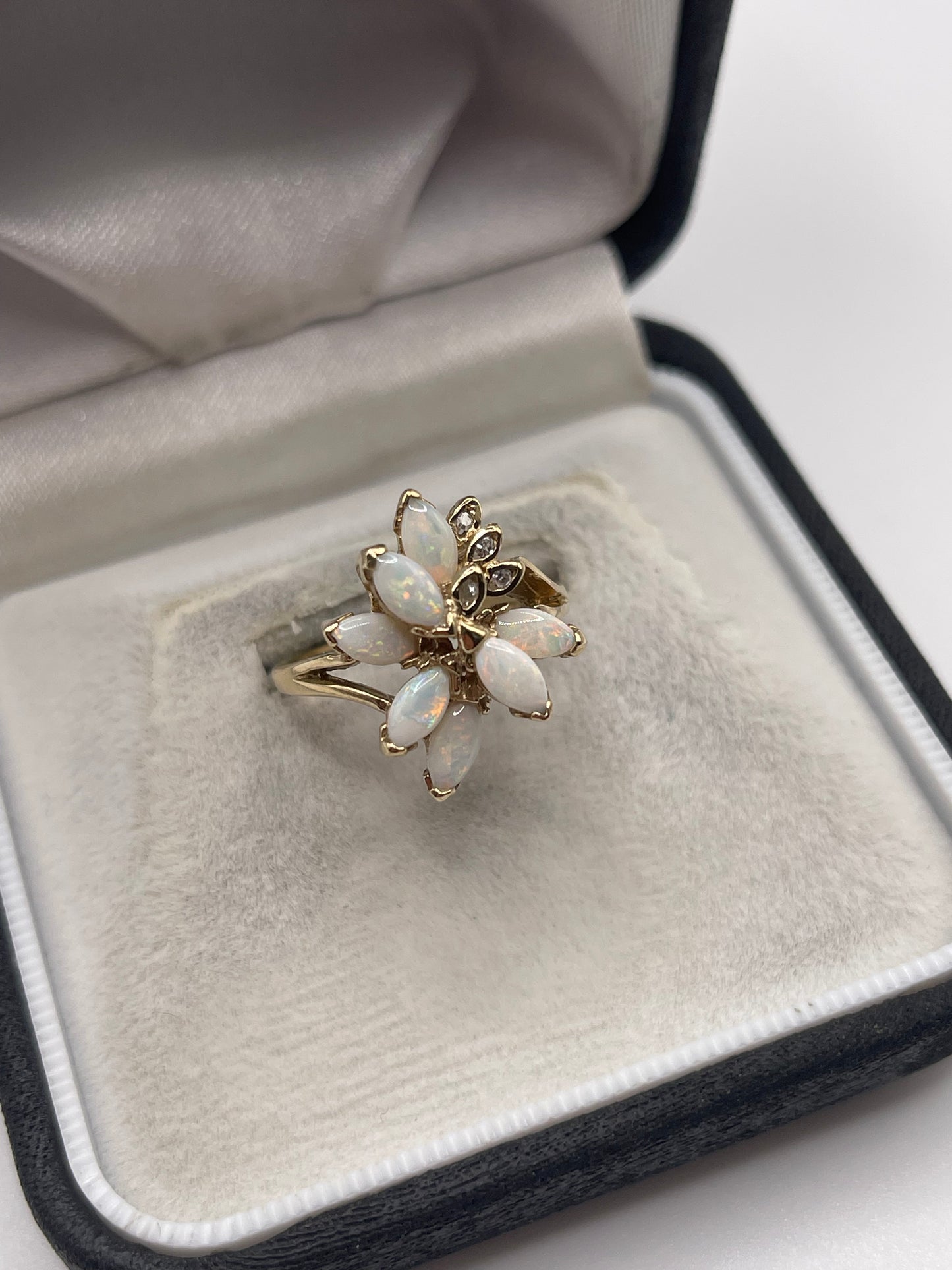 9ct gold opal and diamond ring