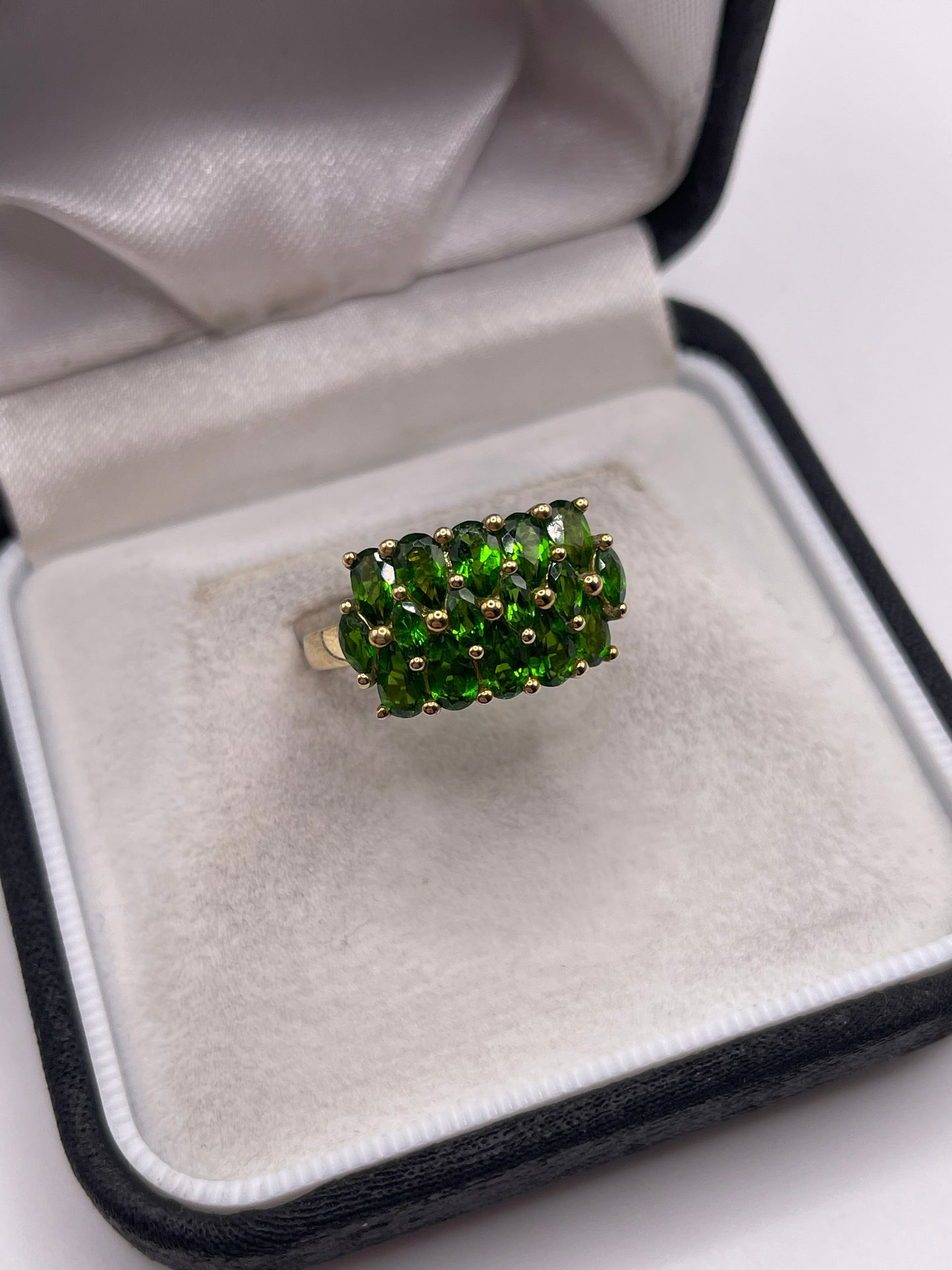 9ct gold diopside cluster ring