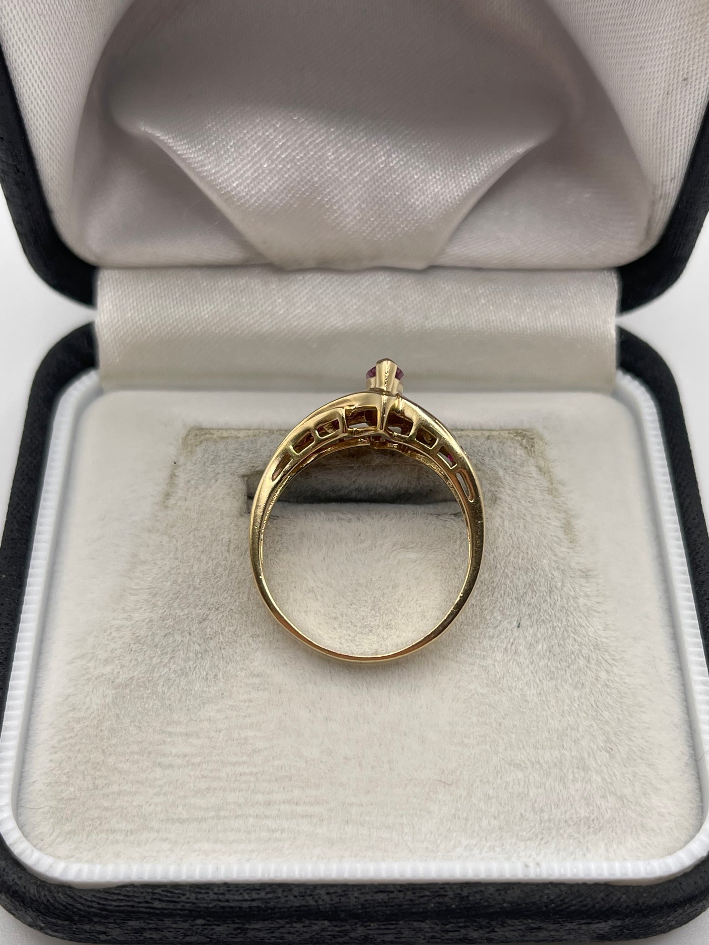 14ct gold ruby ring