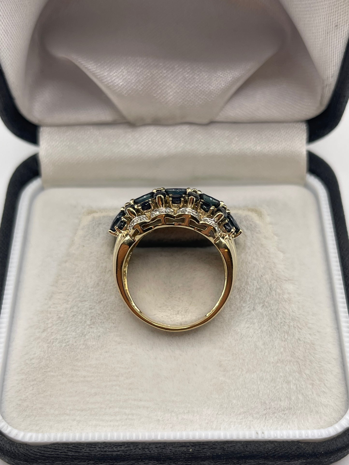 9ct gold sapphire and diamond cluster ring
