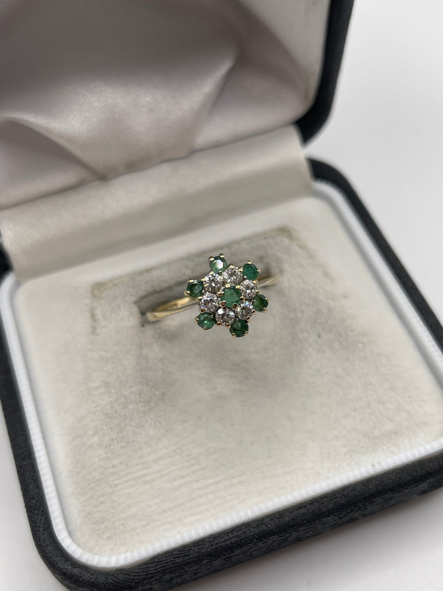 9ct gold emerald and cz ring