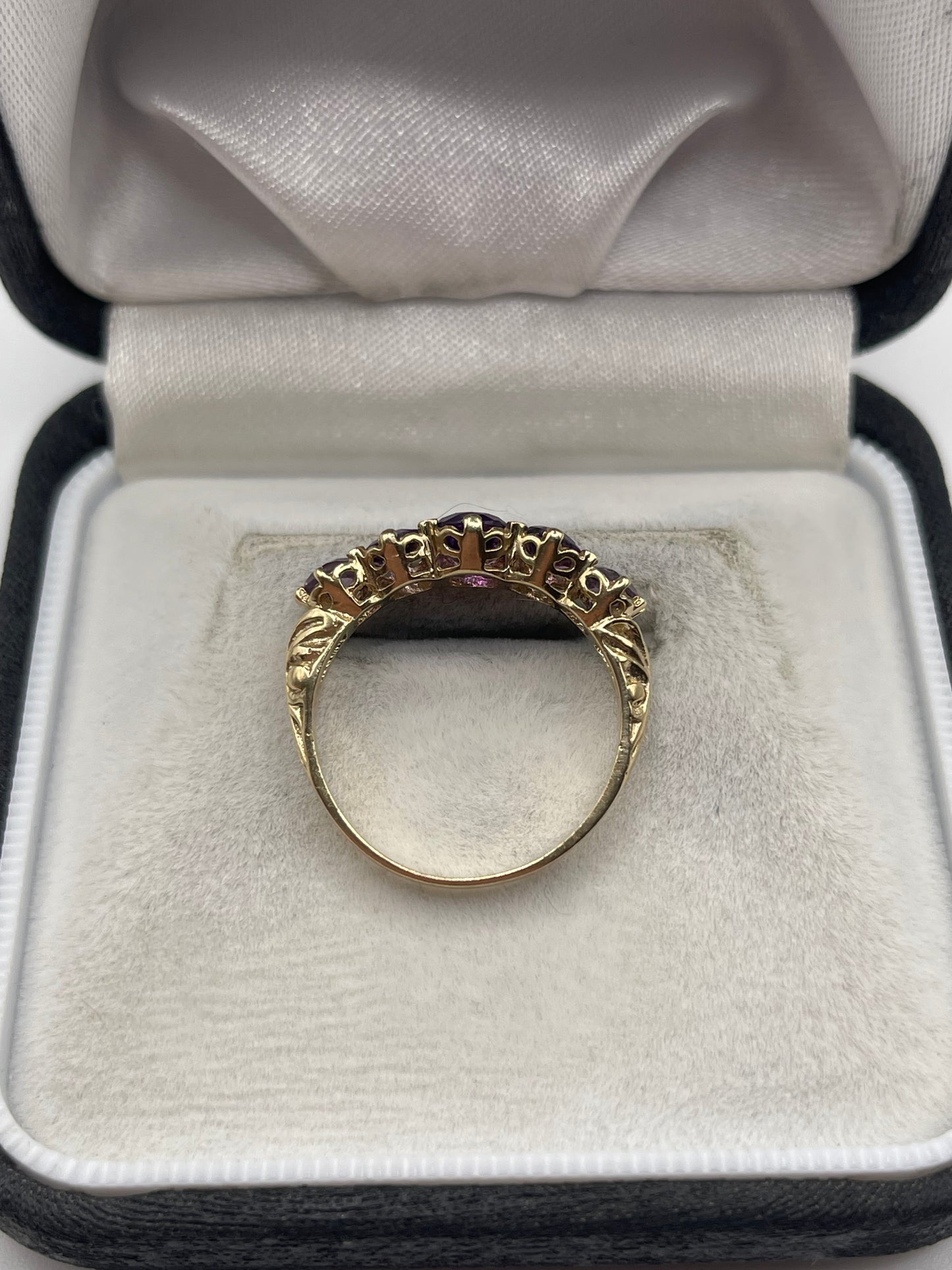 9ct gold amethyst ring