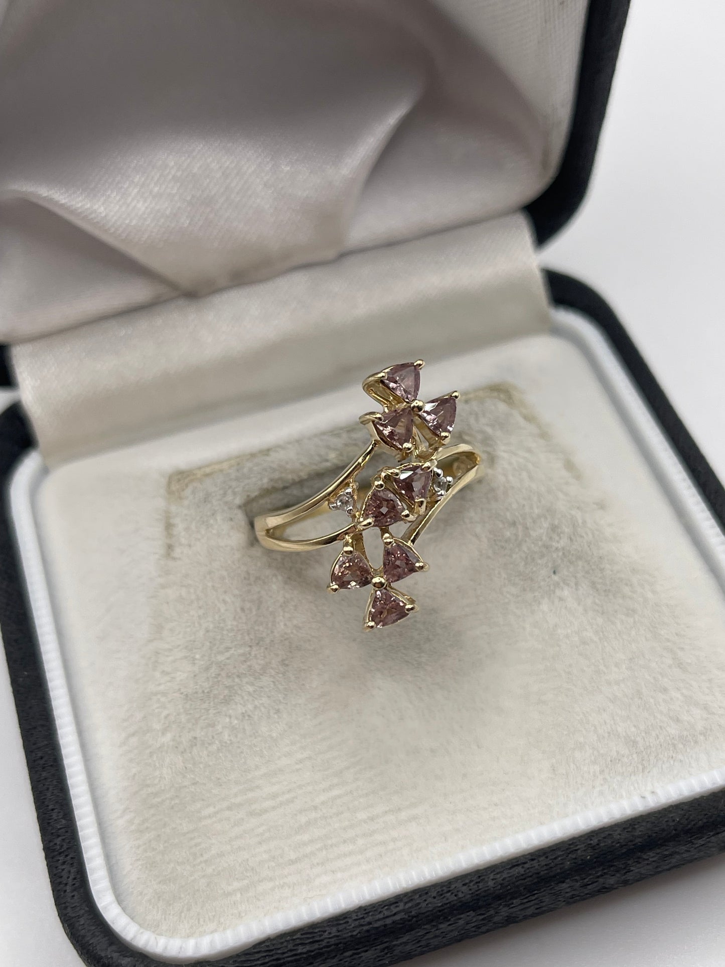 9ct gold quartz and diamond ring