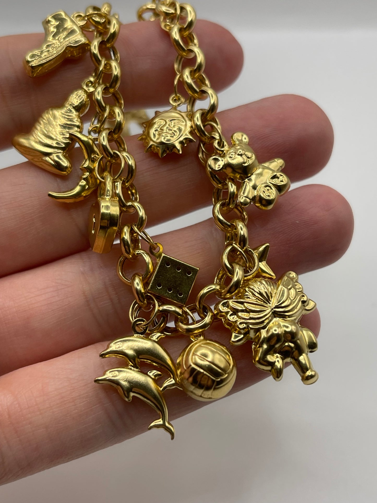 9ct gold charm bracelet