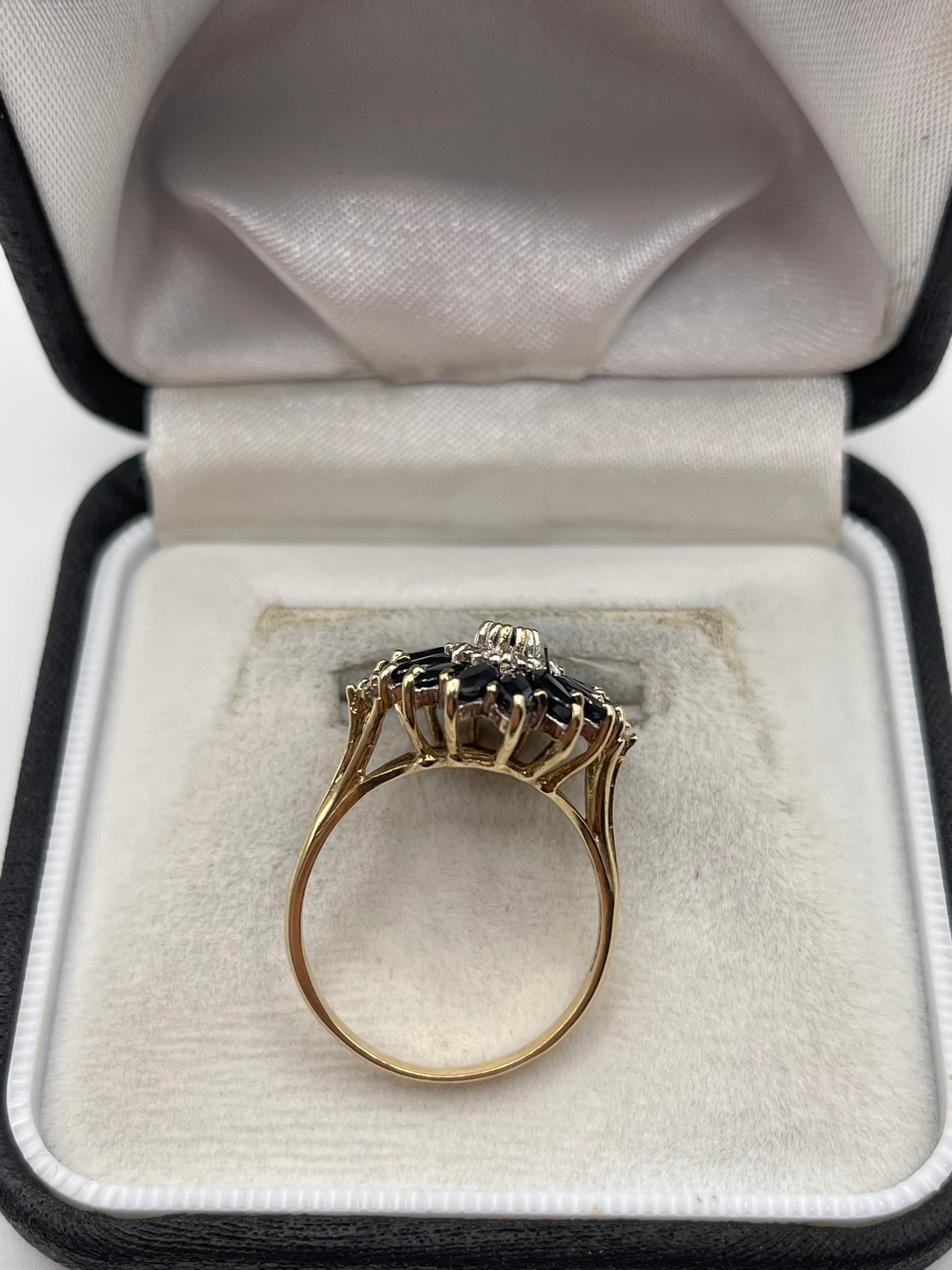 9ct gold sapphire and diamond ring