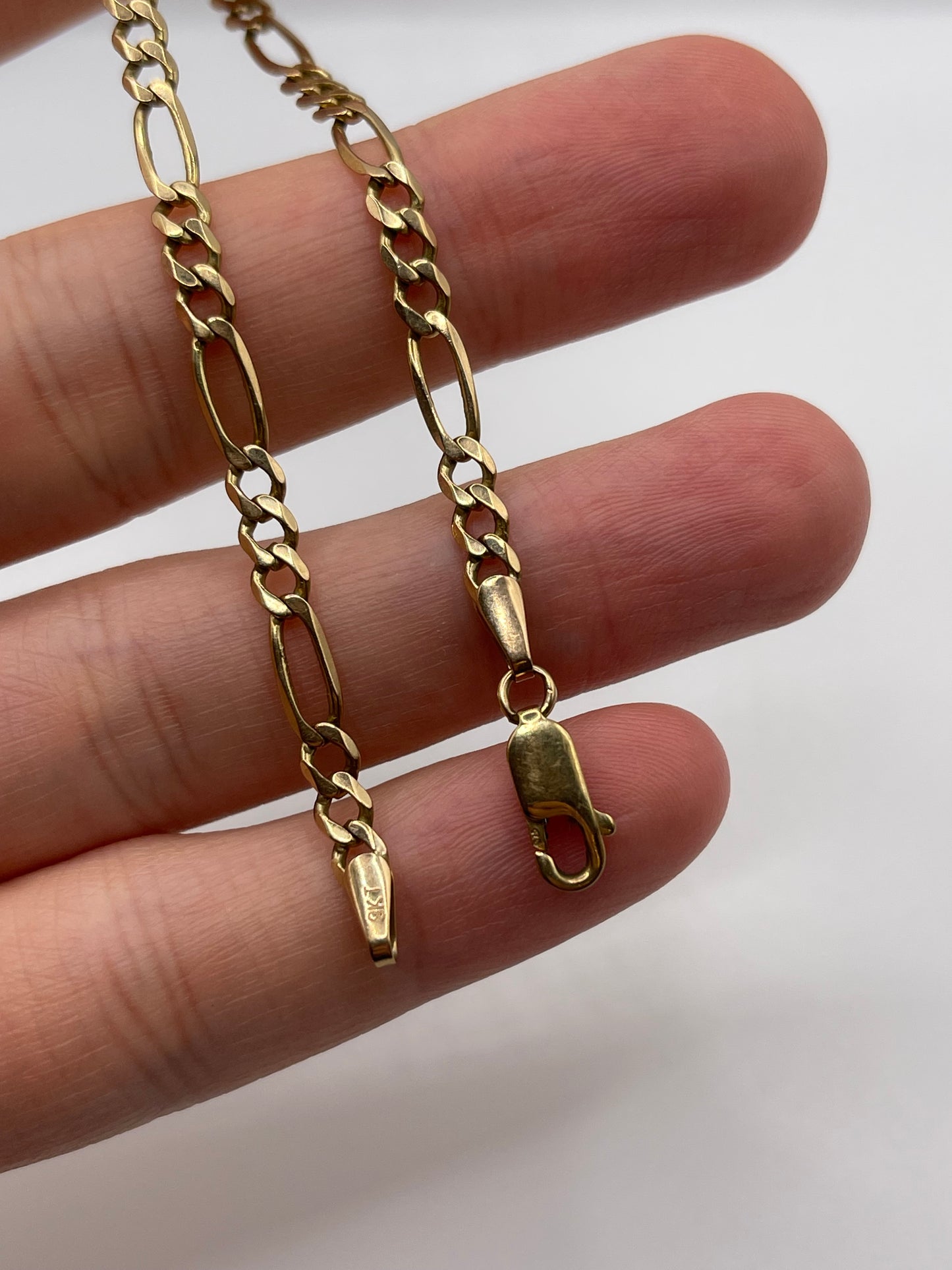 9ct gold bracelet