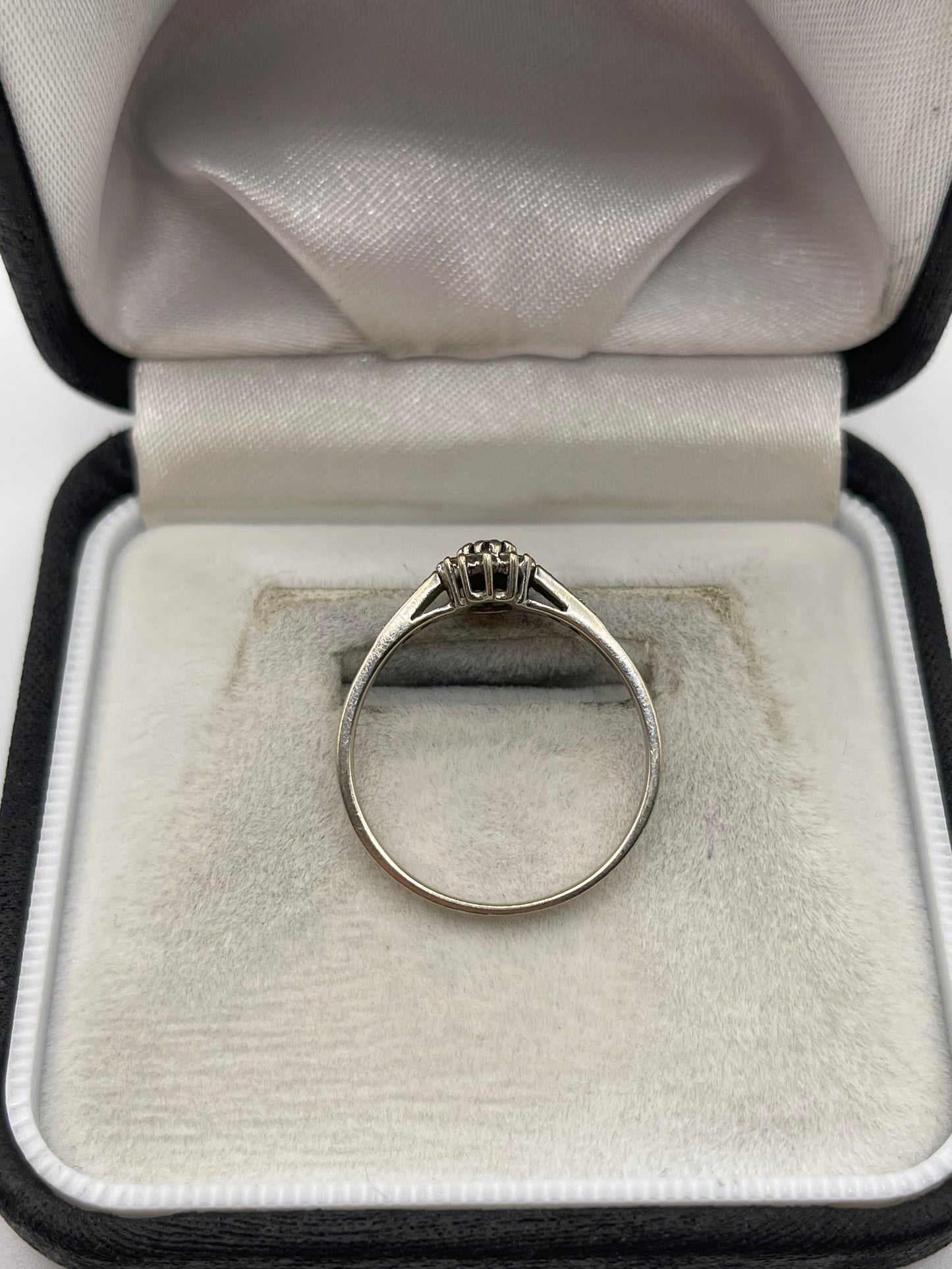 9ct white gold ruby and diamond ring