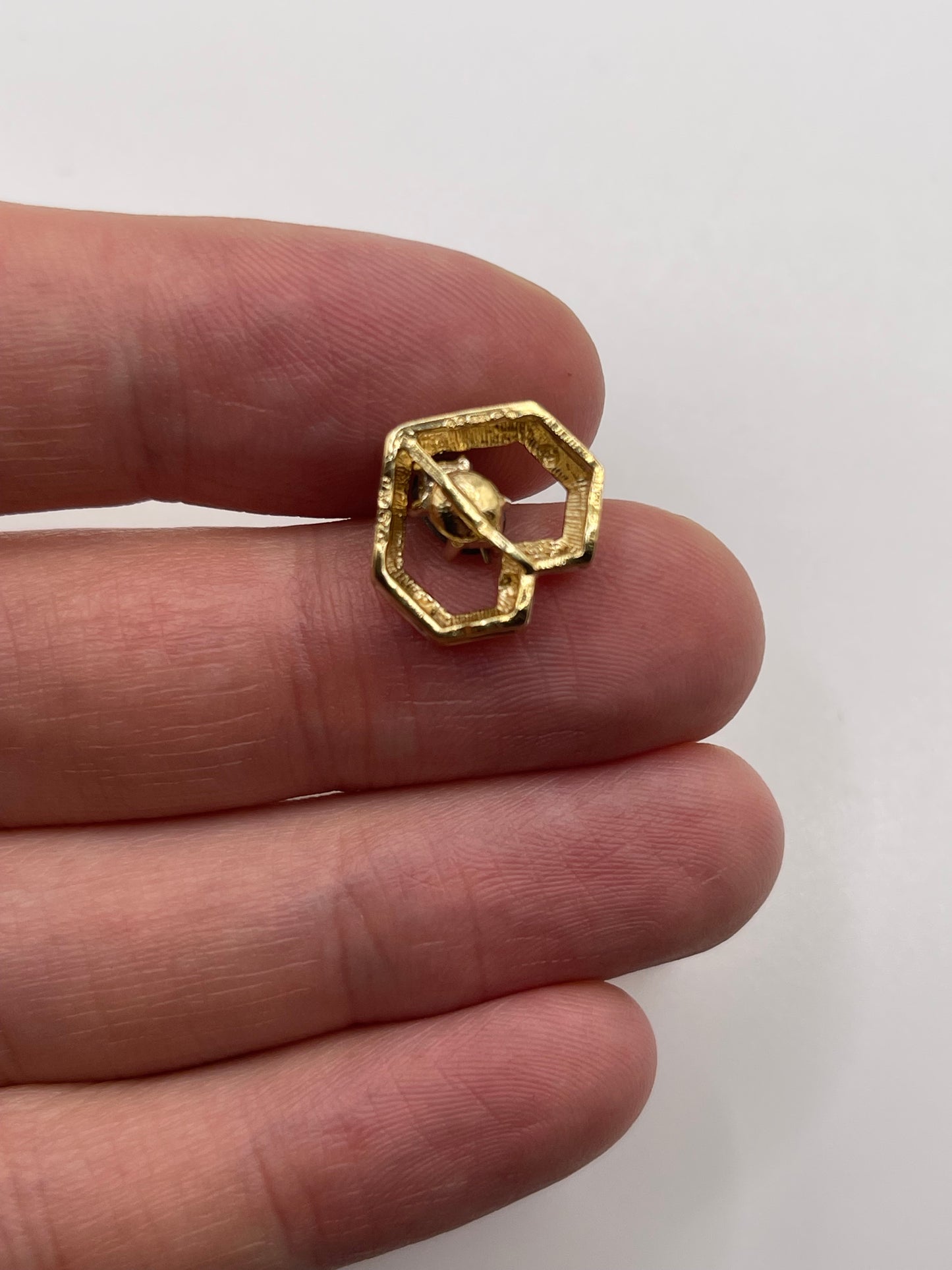9ct gold topaz pendant