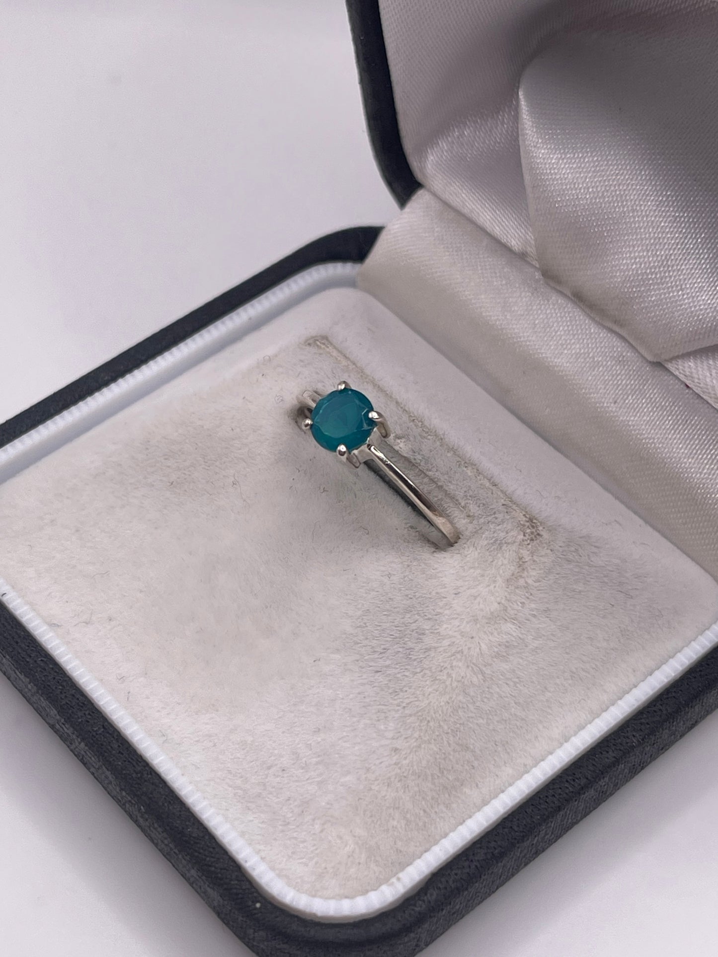 Silver quartz ring