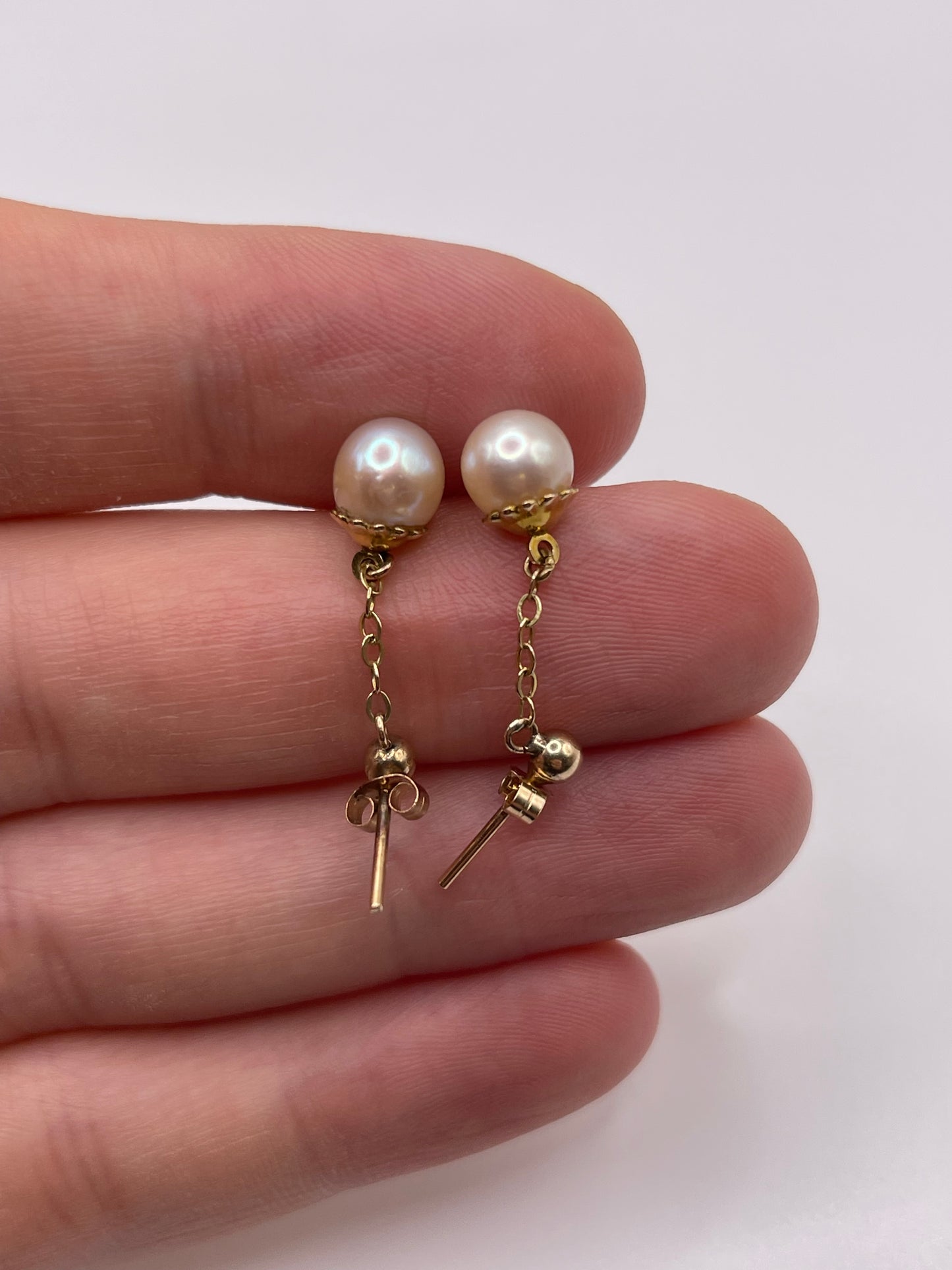 9ct gold pearl earrings