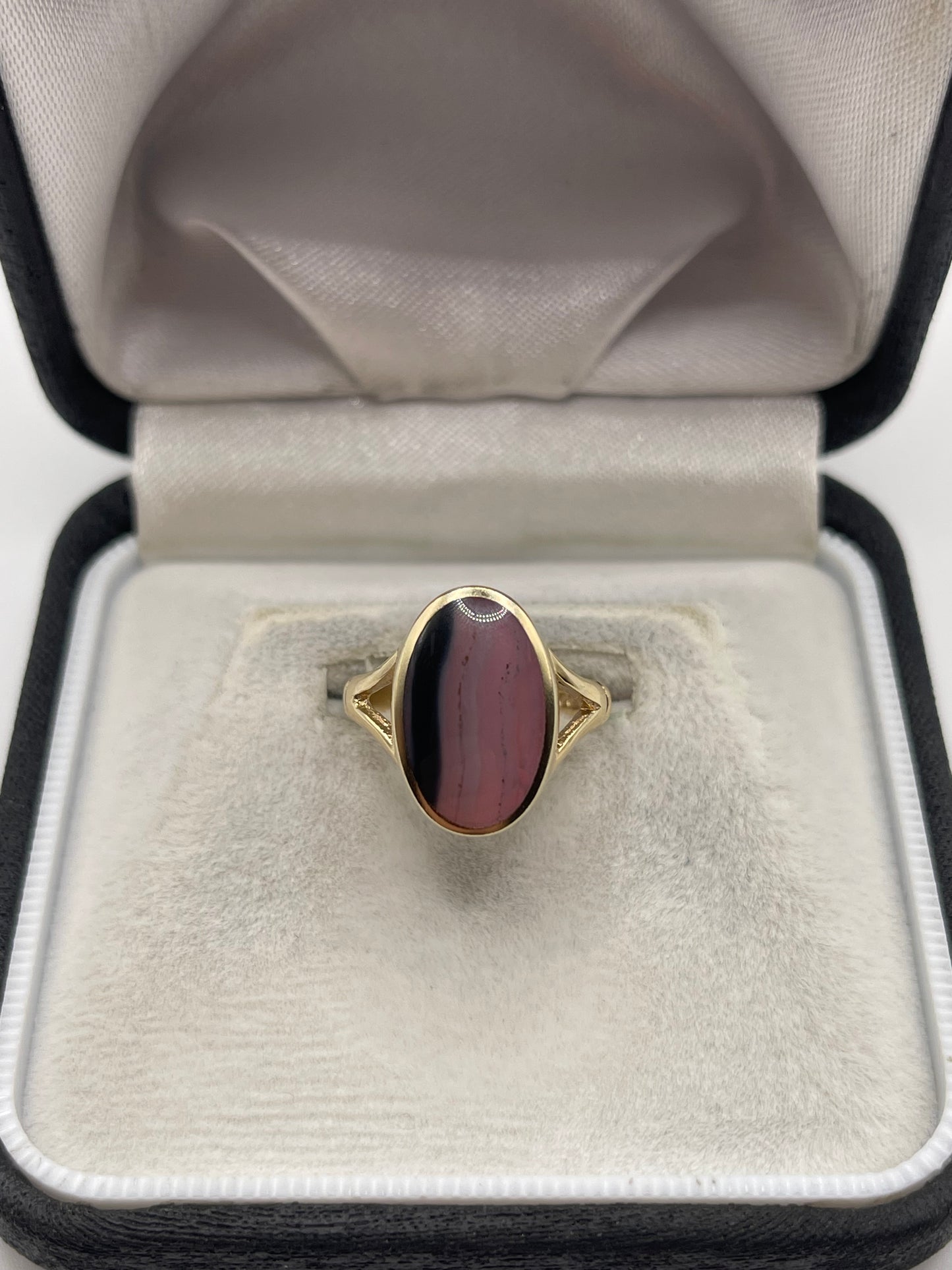 9ct gold gemstone ring