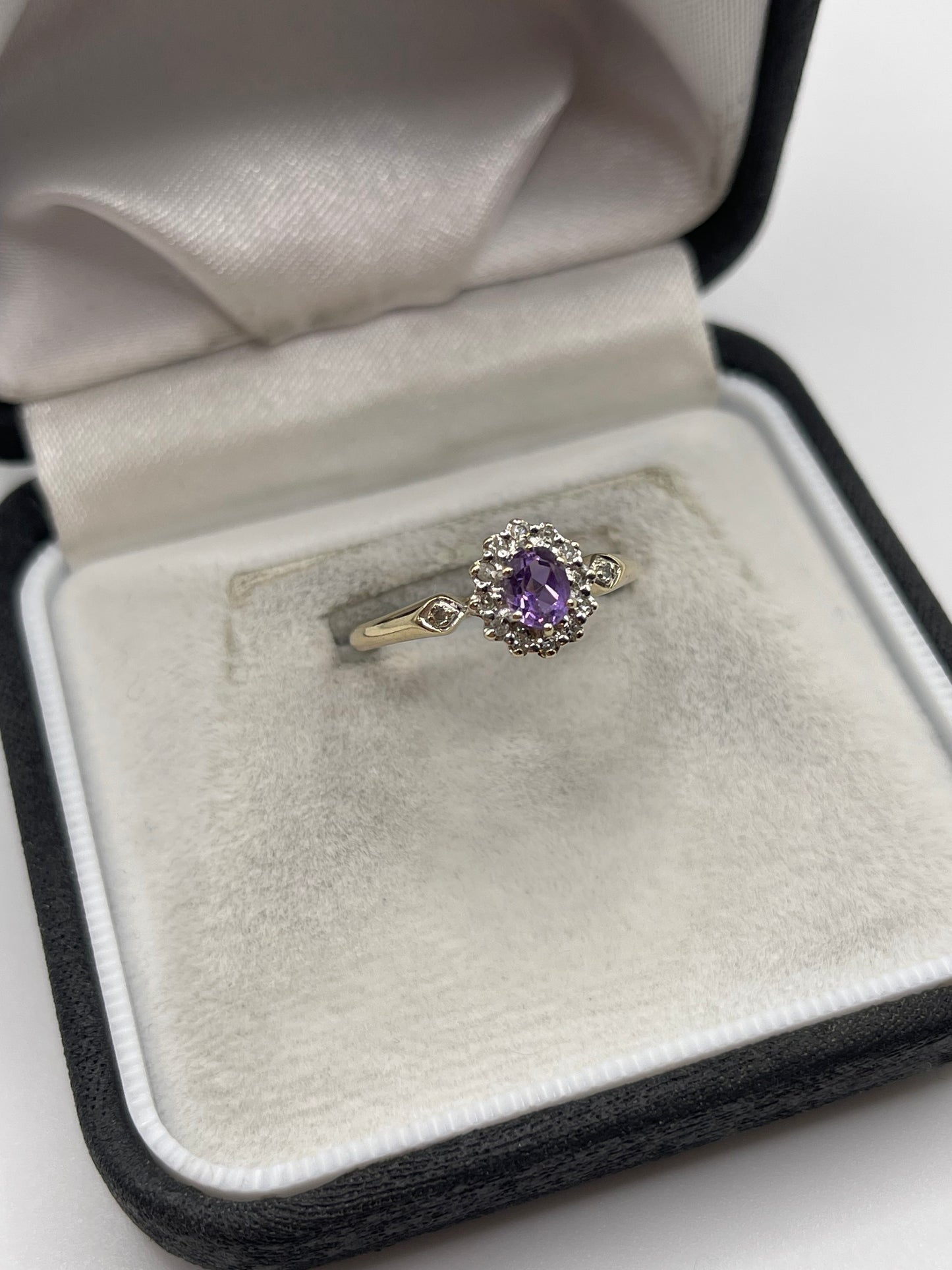9ct gold amethyst and diamond ring