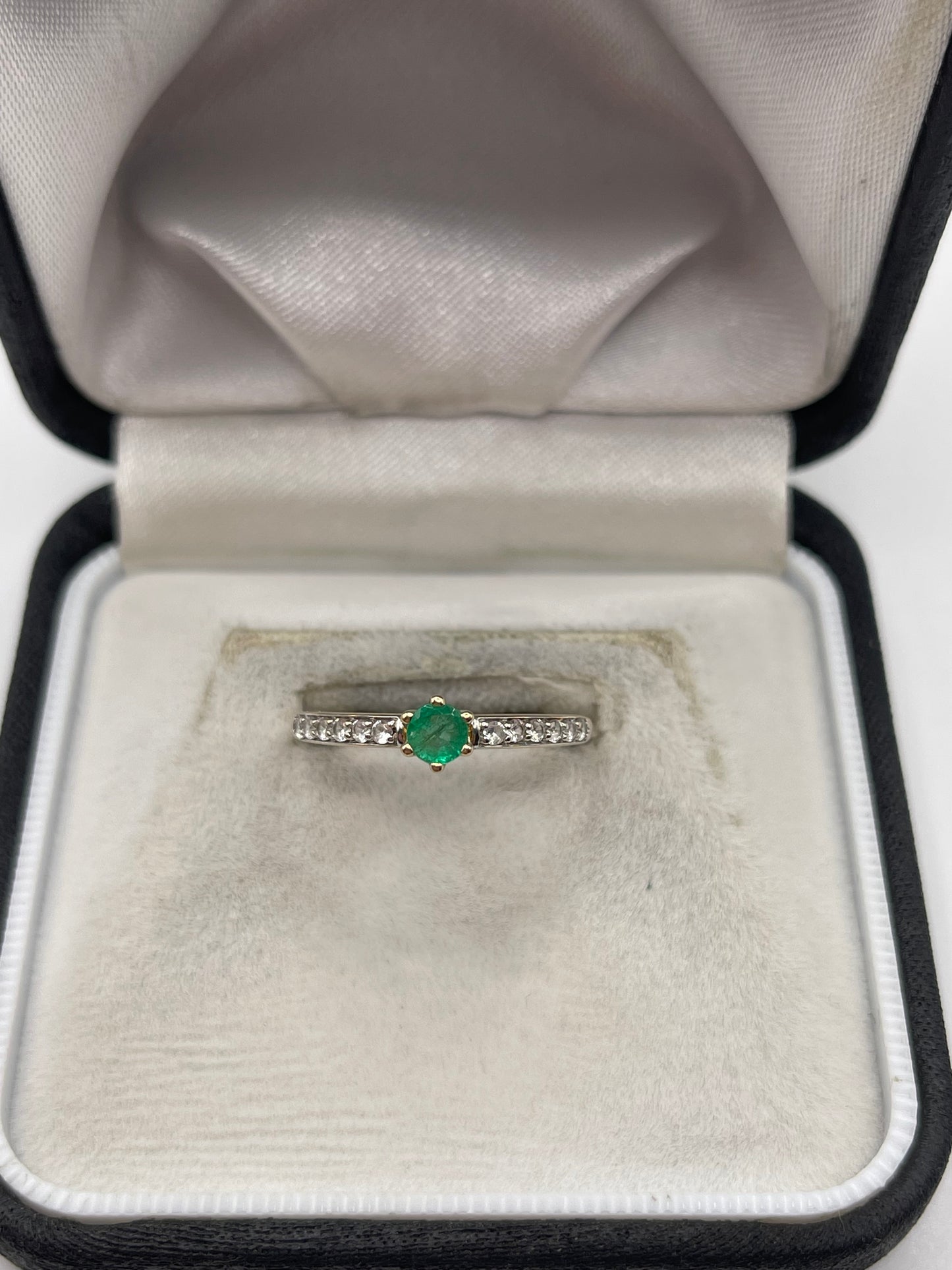 9ct gold emerald and zircon ring