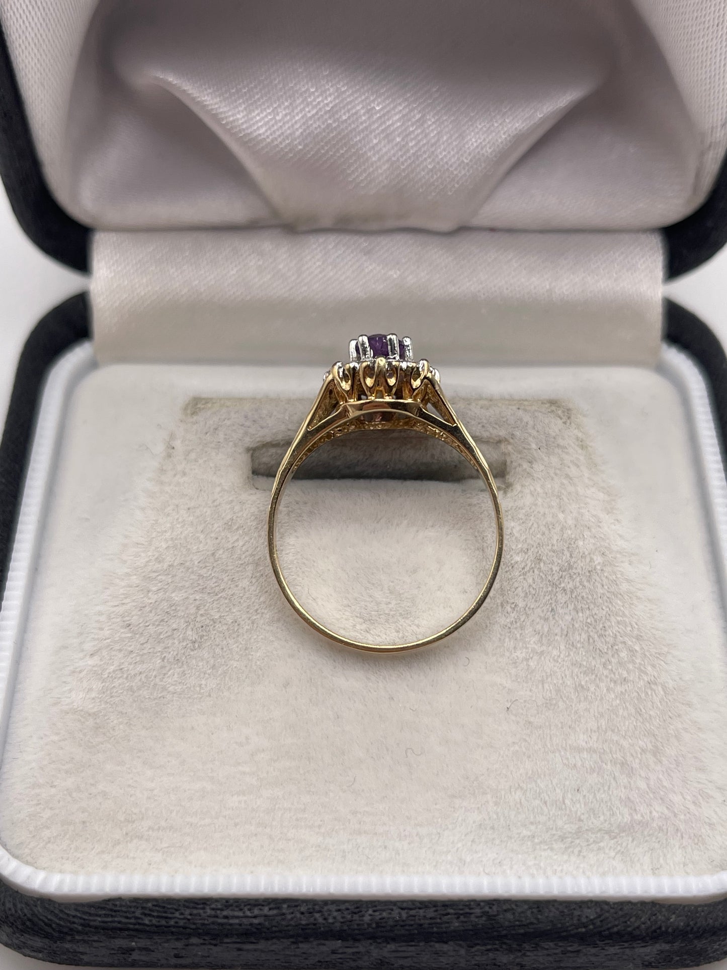 9ct gold amethyst and diamond ring