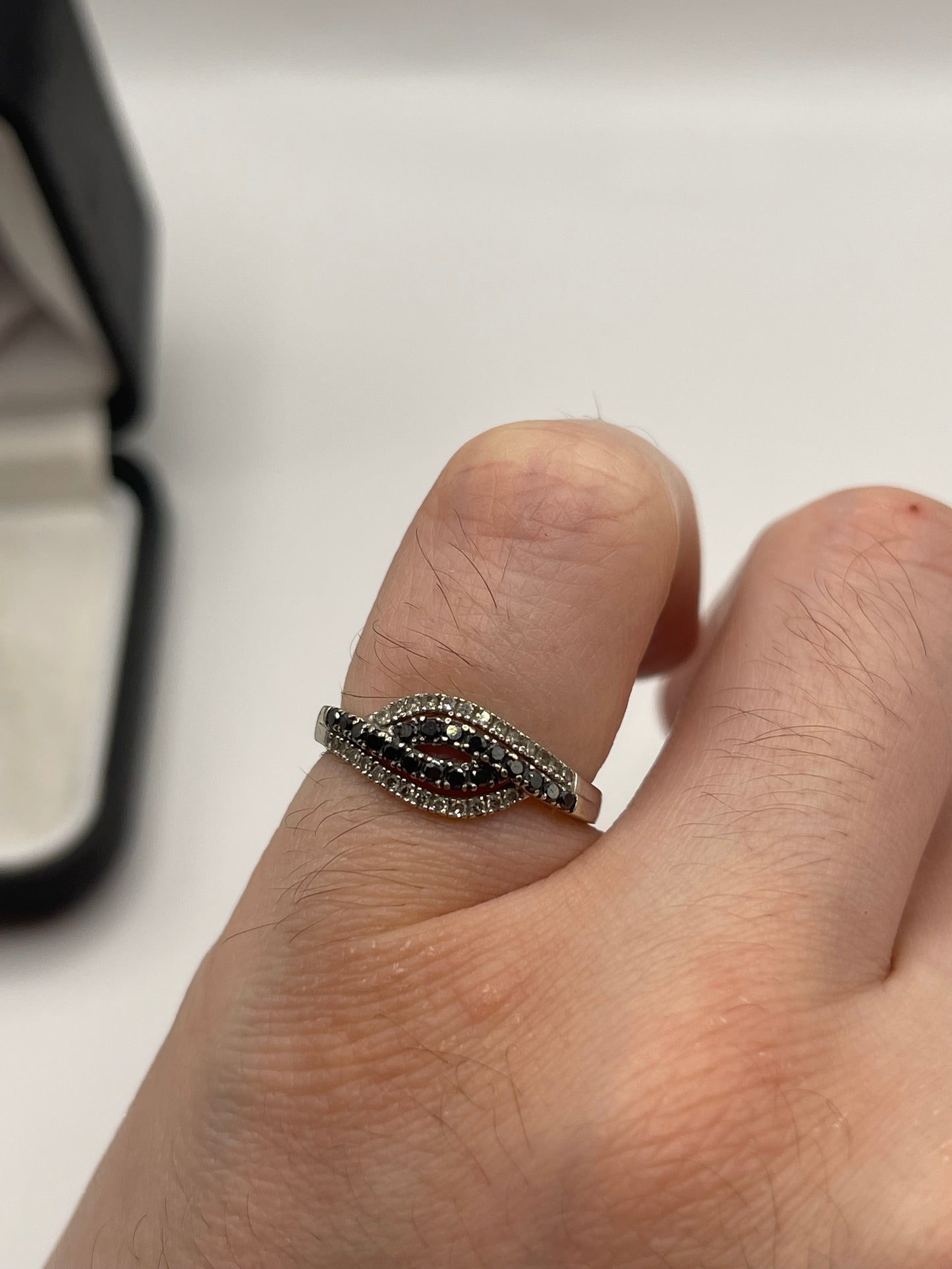9ct white gold diamond cluster ring