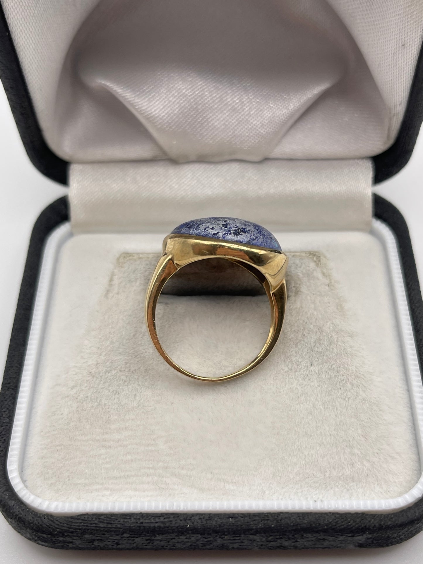 9ct gold sodalite ring