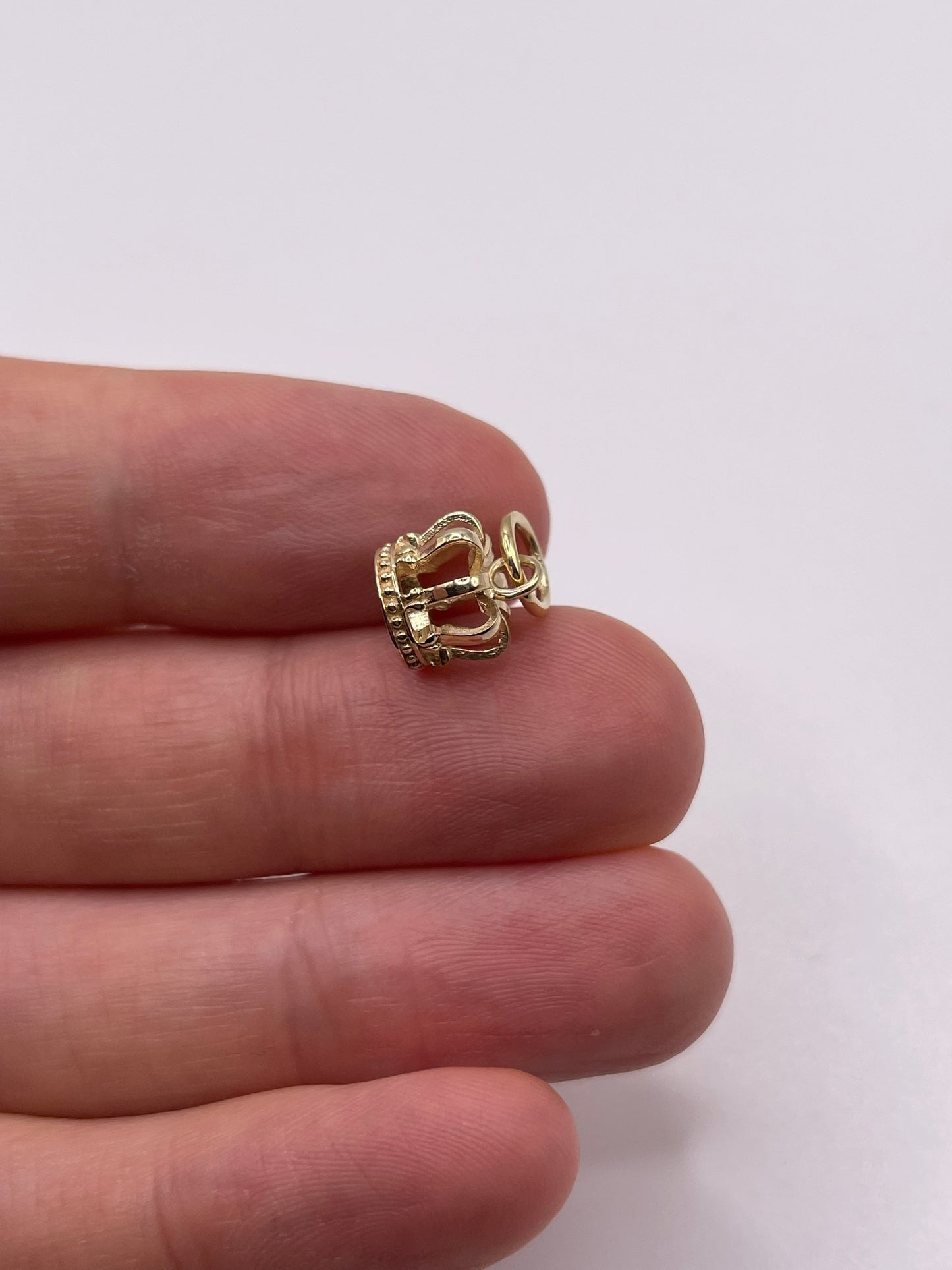 9ct gold crown charm