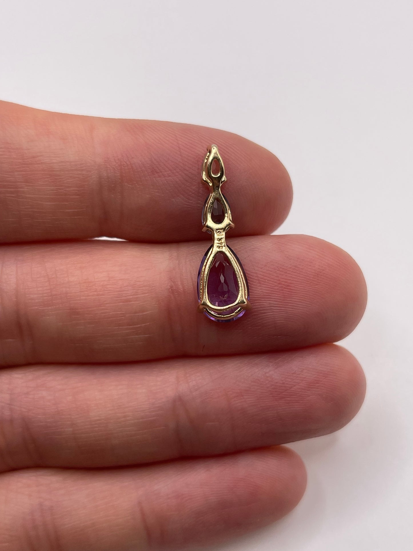 9ct gold multi gemstone pendant