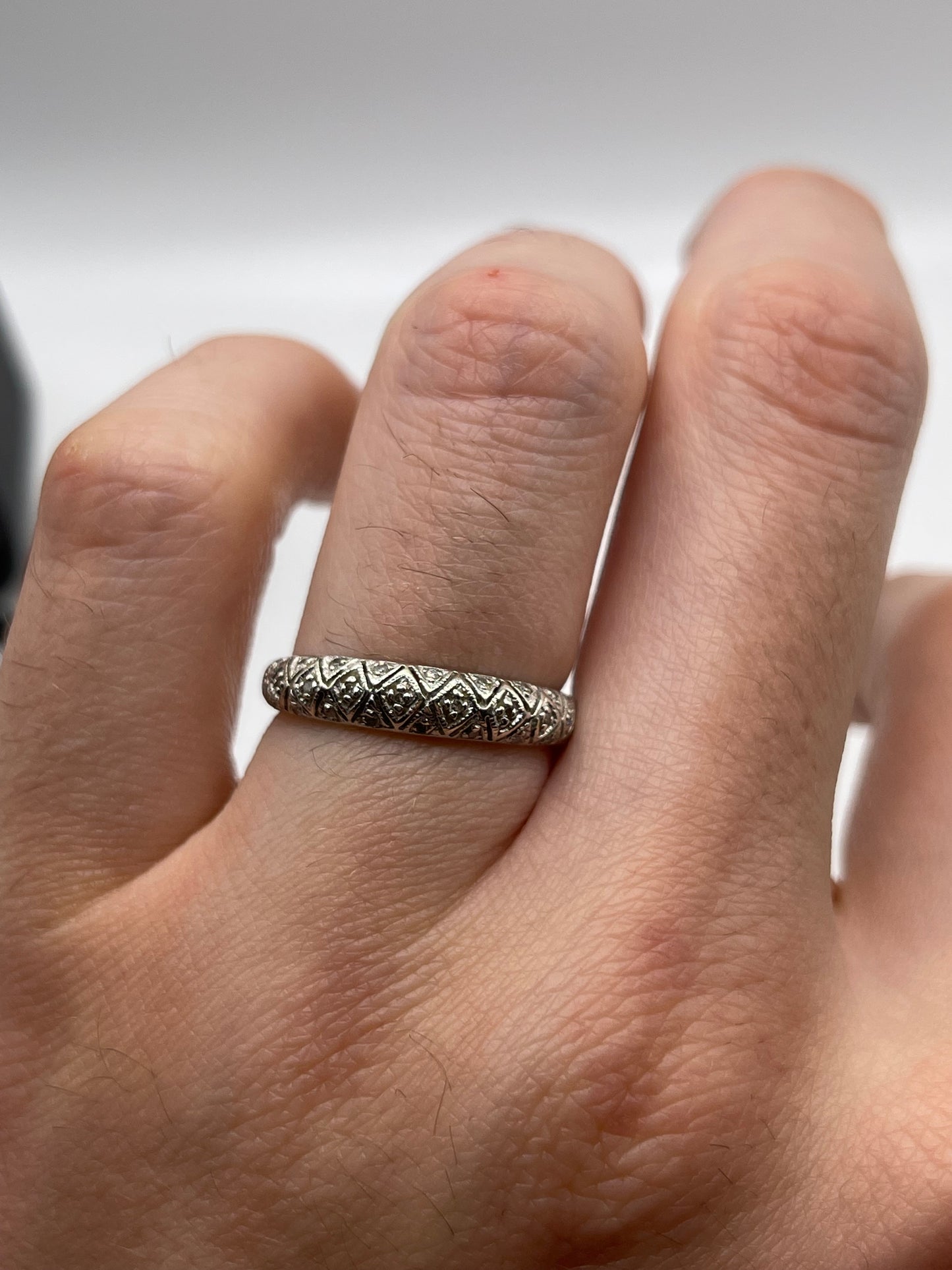 9ct white gold diamond cluster ring