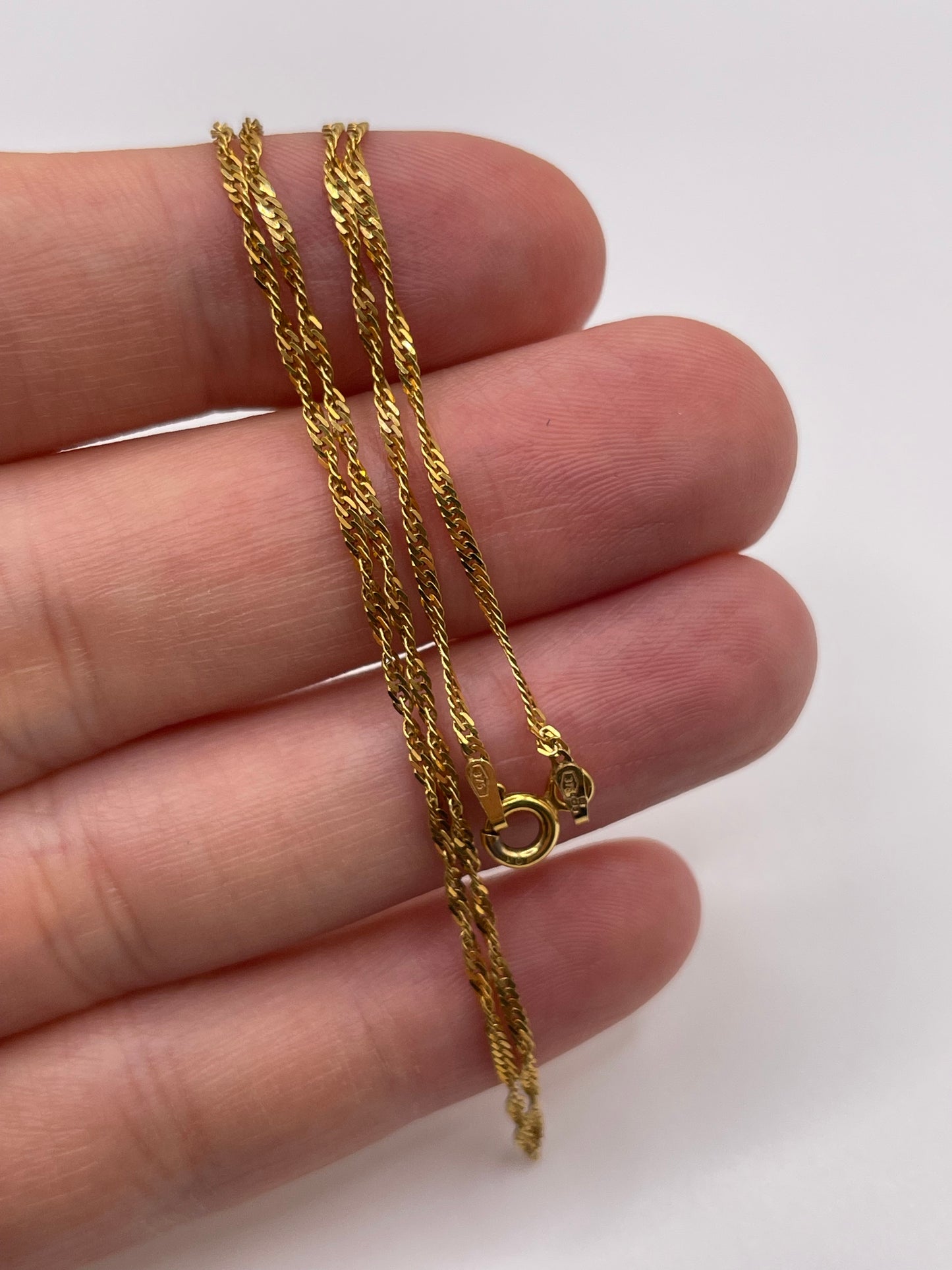 9ct gold chain 213