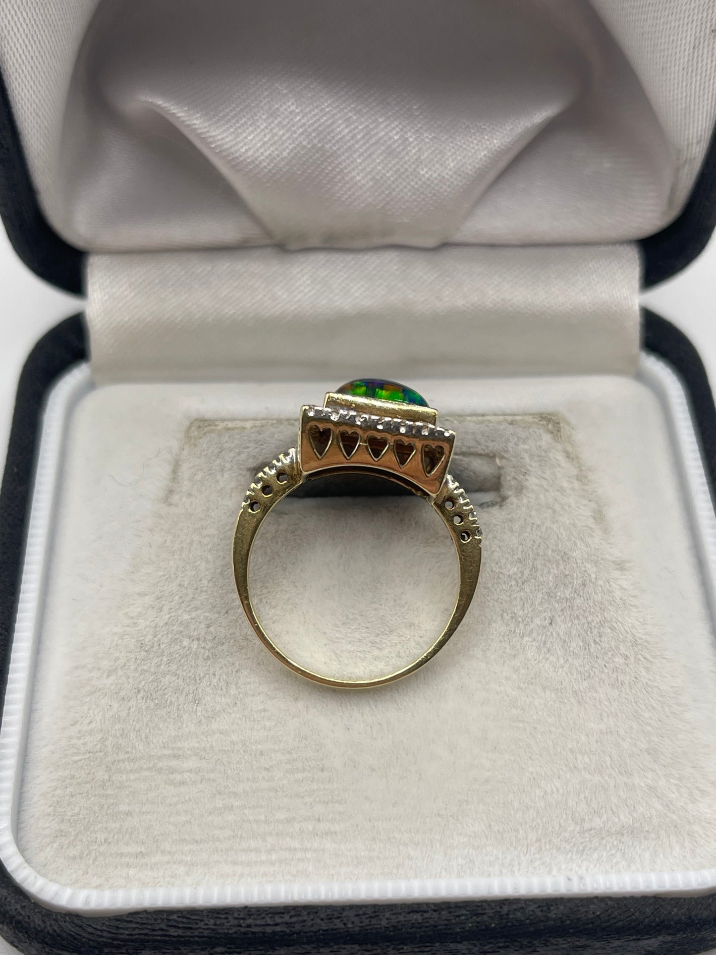 14ct gold ammolite and diamond ring