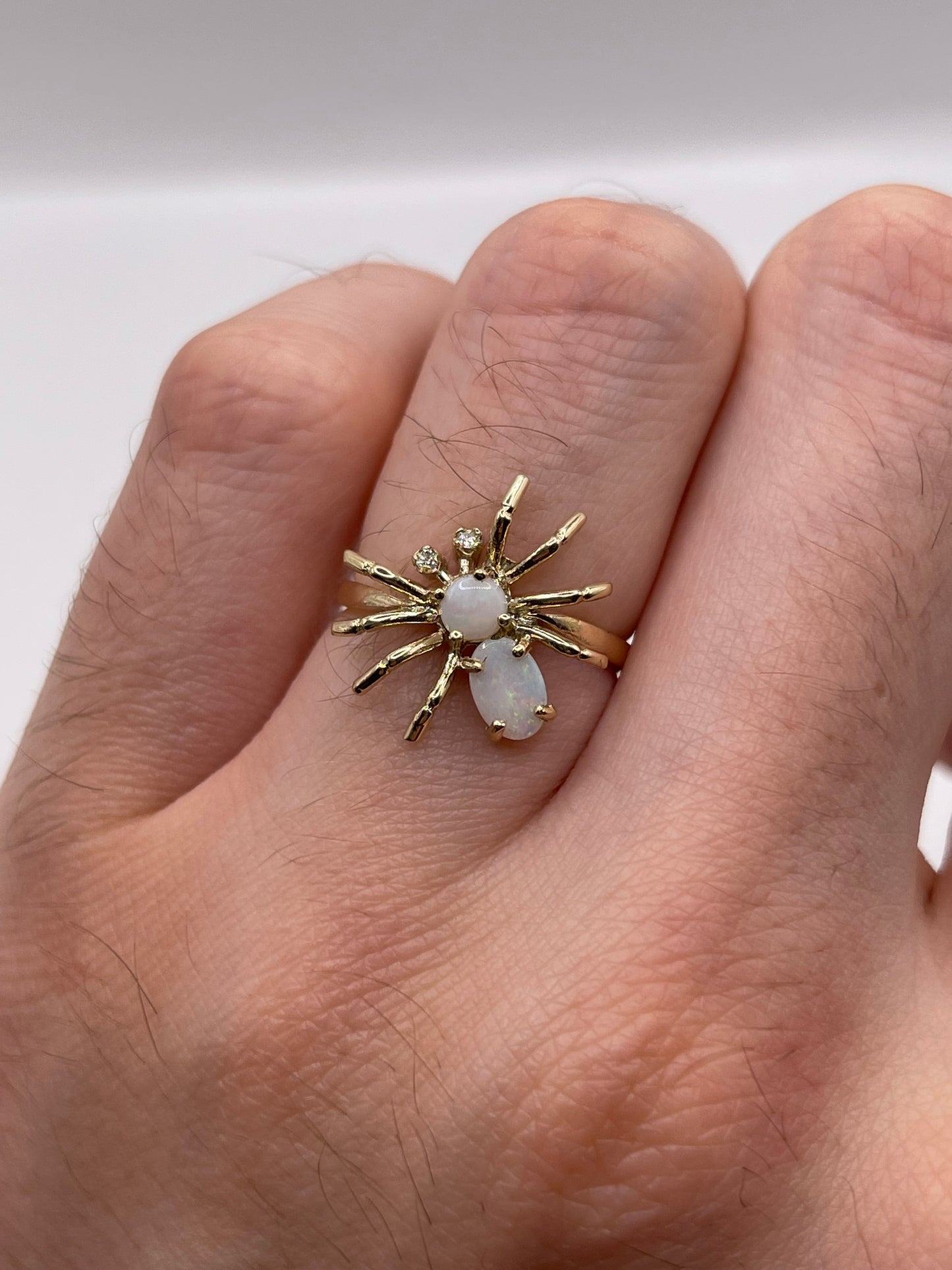 9ct gold opal and diamond spider ring
