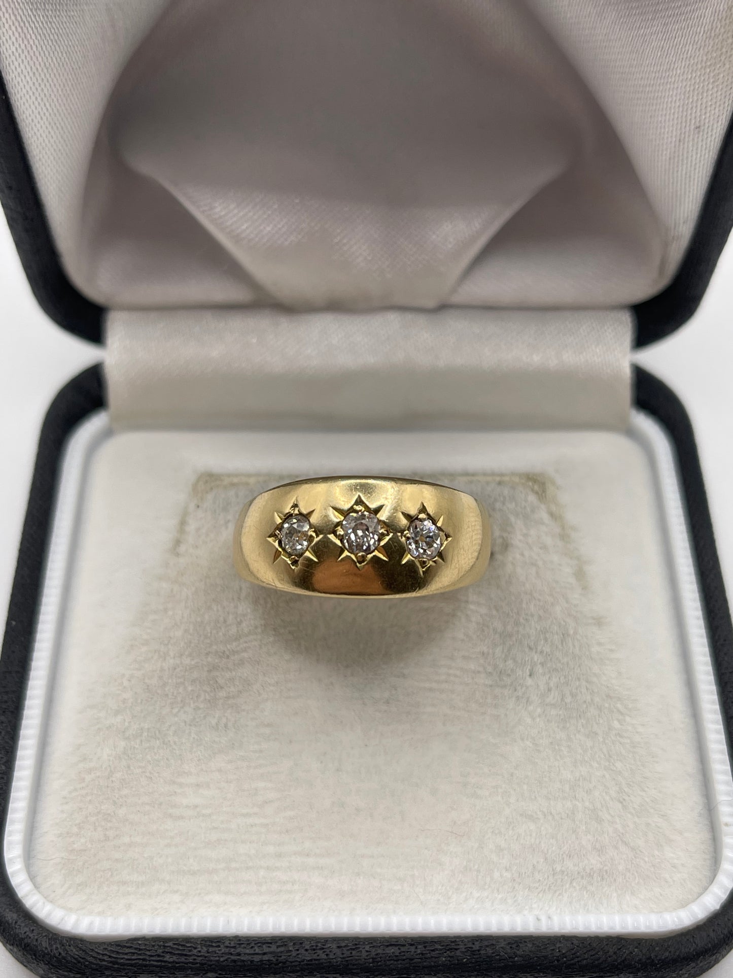 18ct gold old cut diamond gypsy ring