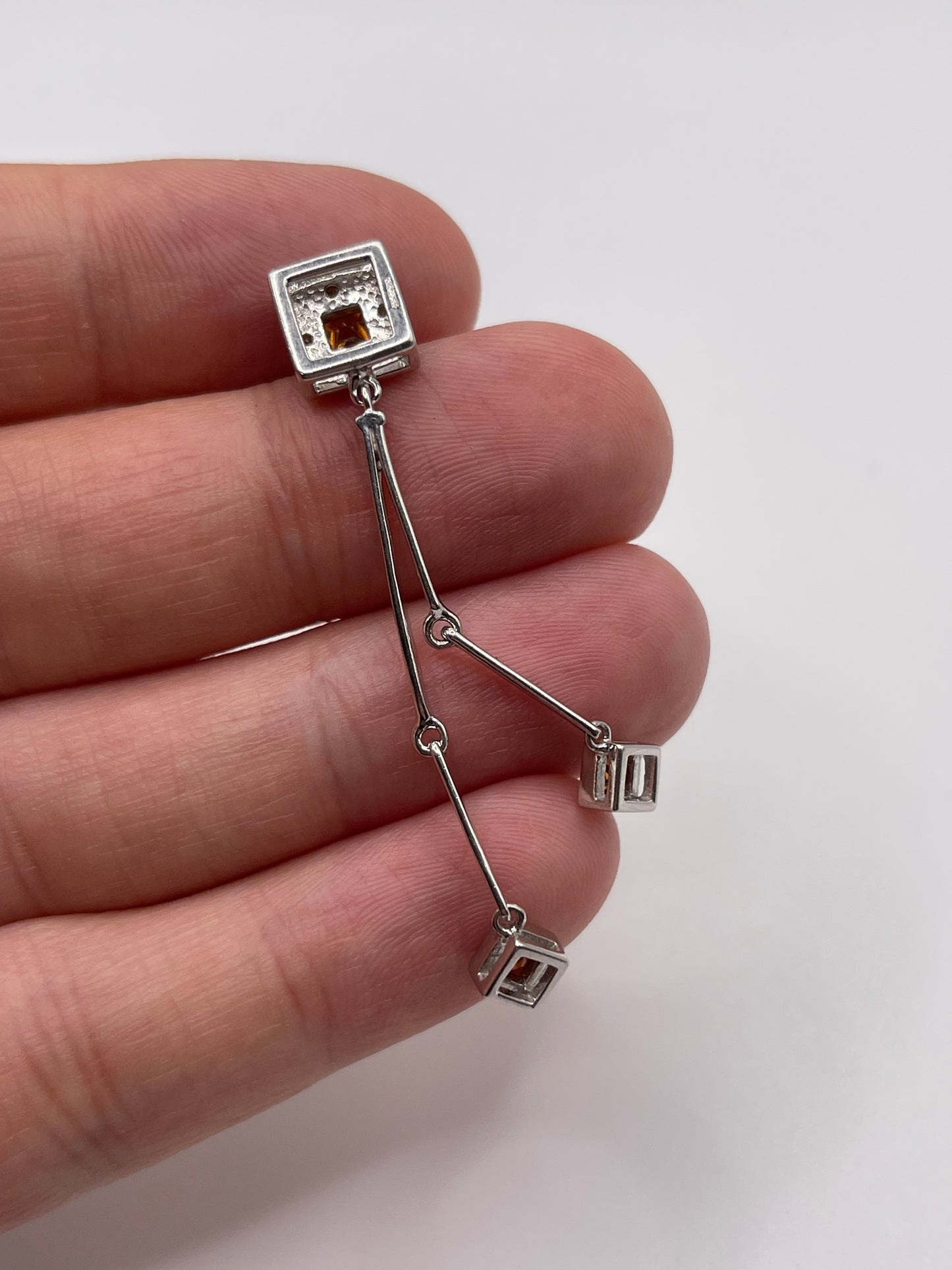 9ct white gold citrine and diamond pendant