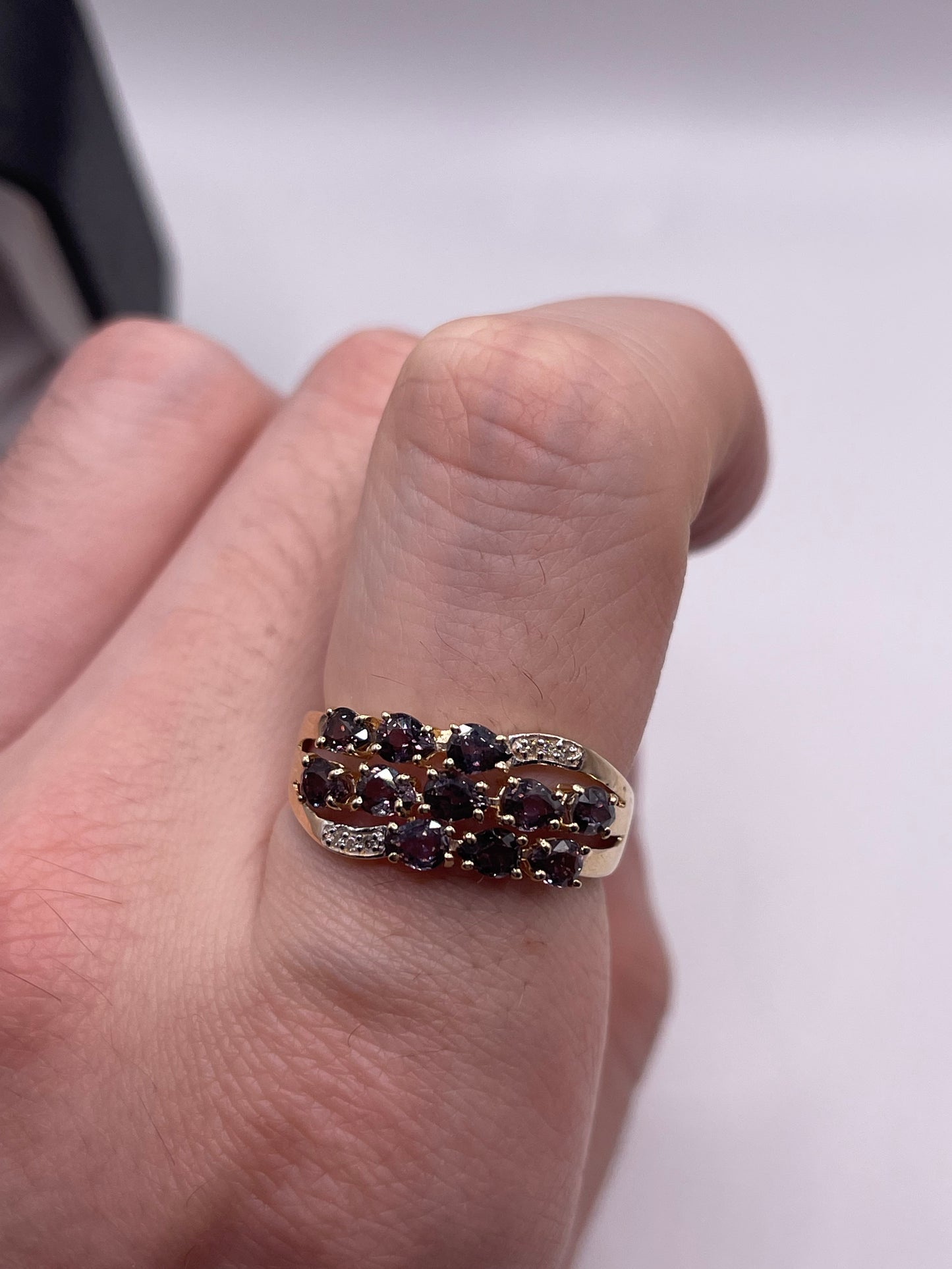 9ct gold quartz and diamond ring