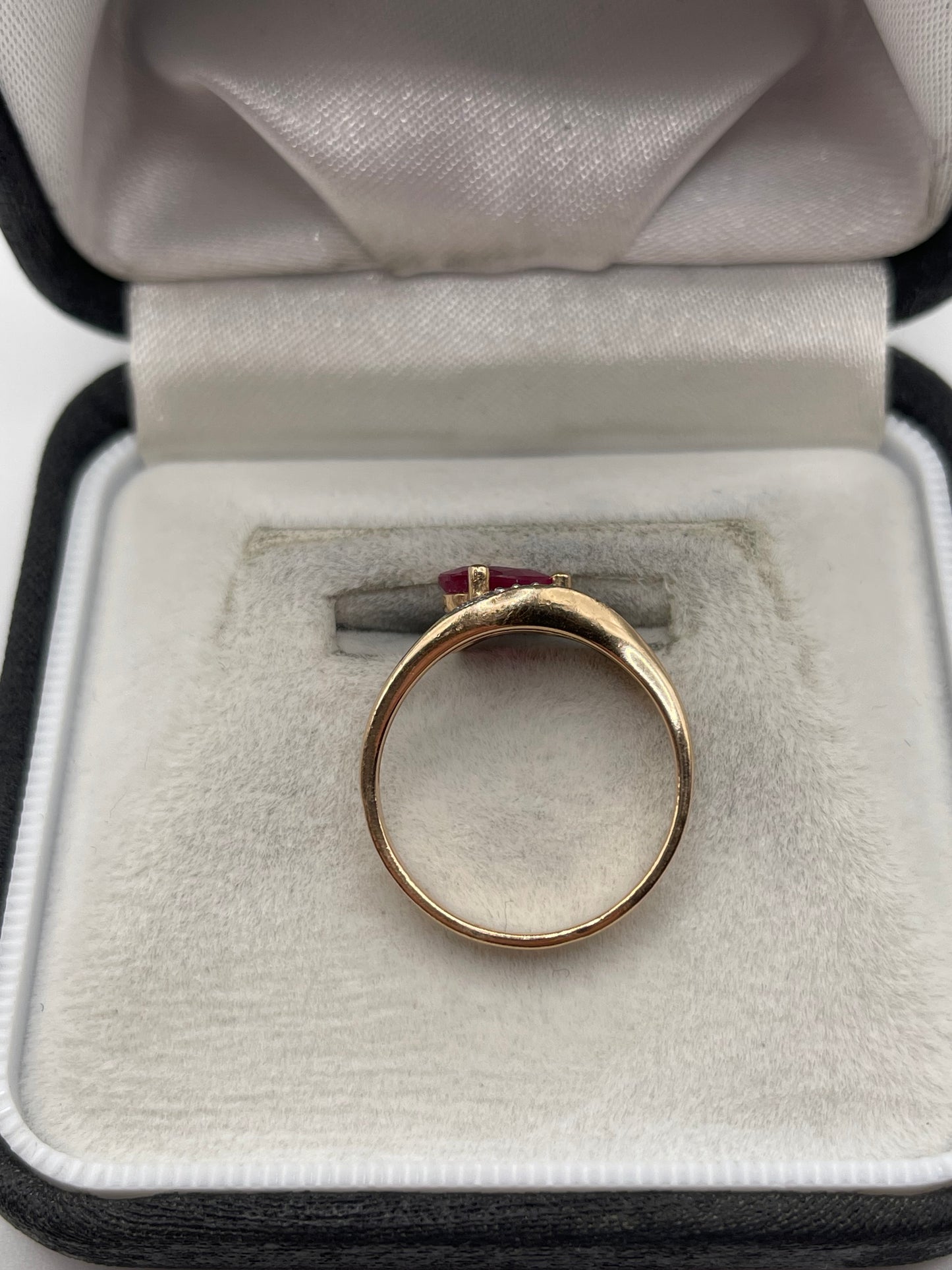 14ct rose gold ruby and diamond ring