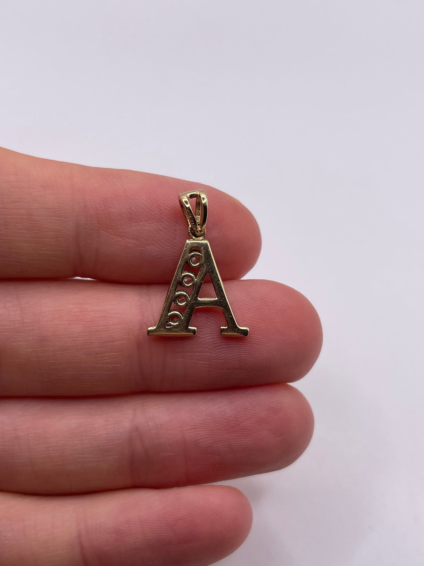 9ct gold cz initial A pendant