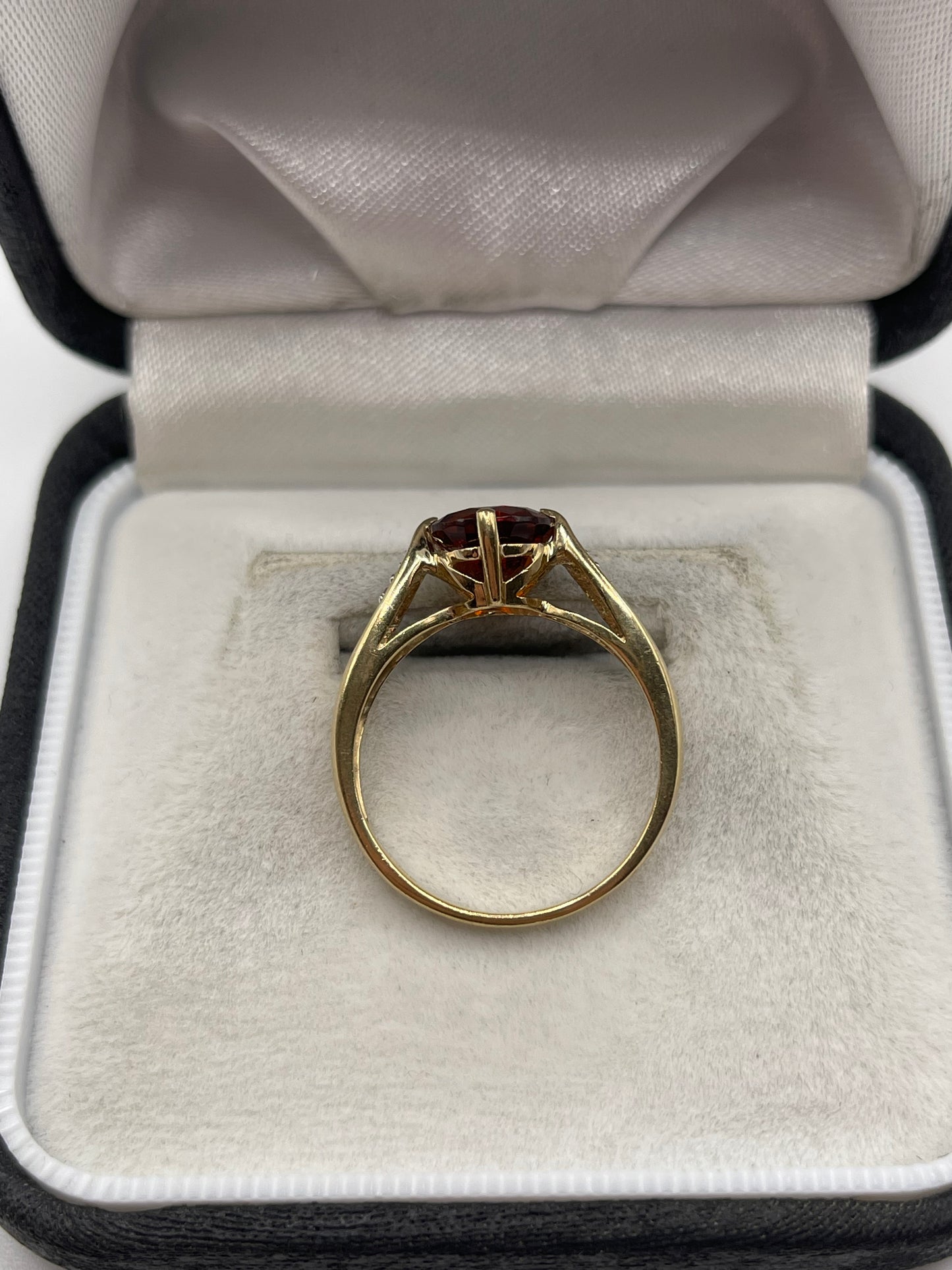 9ct gold citrine and diamond ring