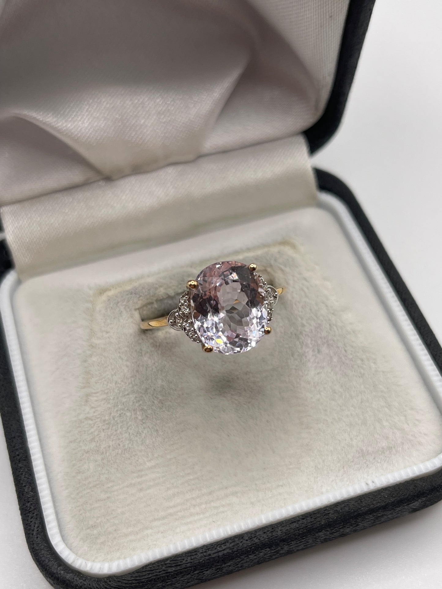 9ct gold kunzite and zircon ring