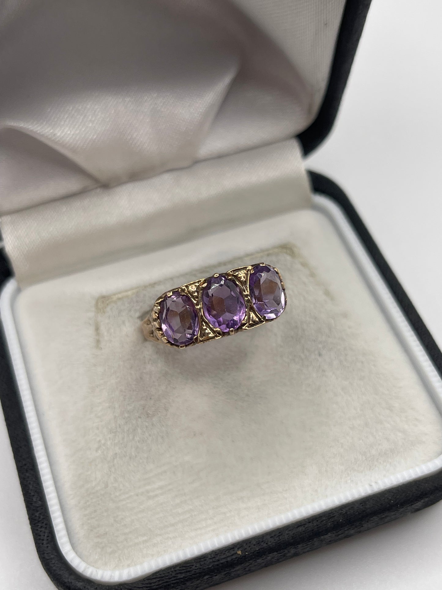 9ct gold amethyst ring