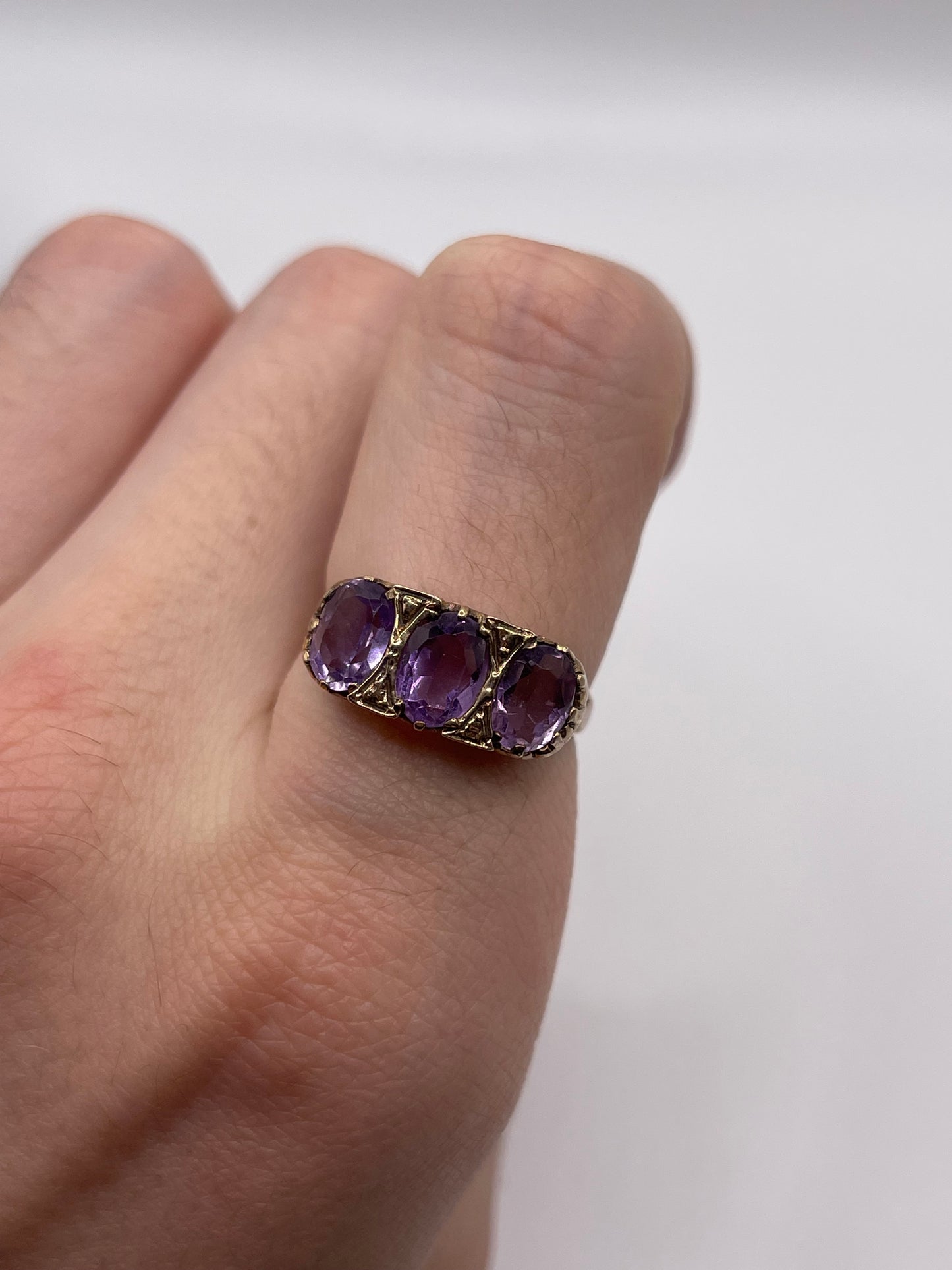 9ct gold amethyst ring