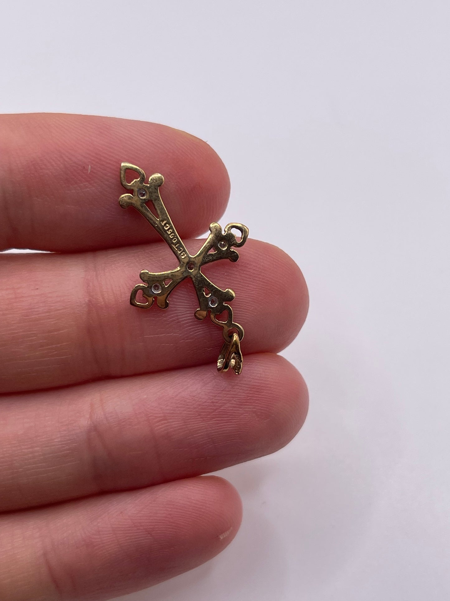 9ct gold diamond cross pendant